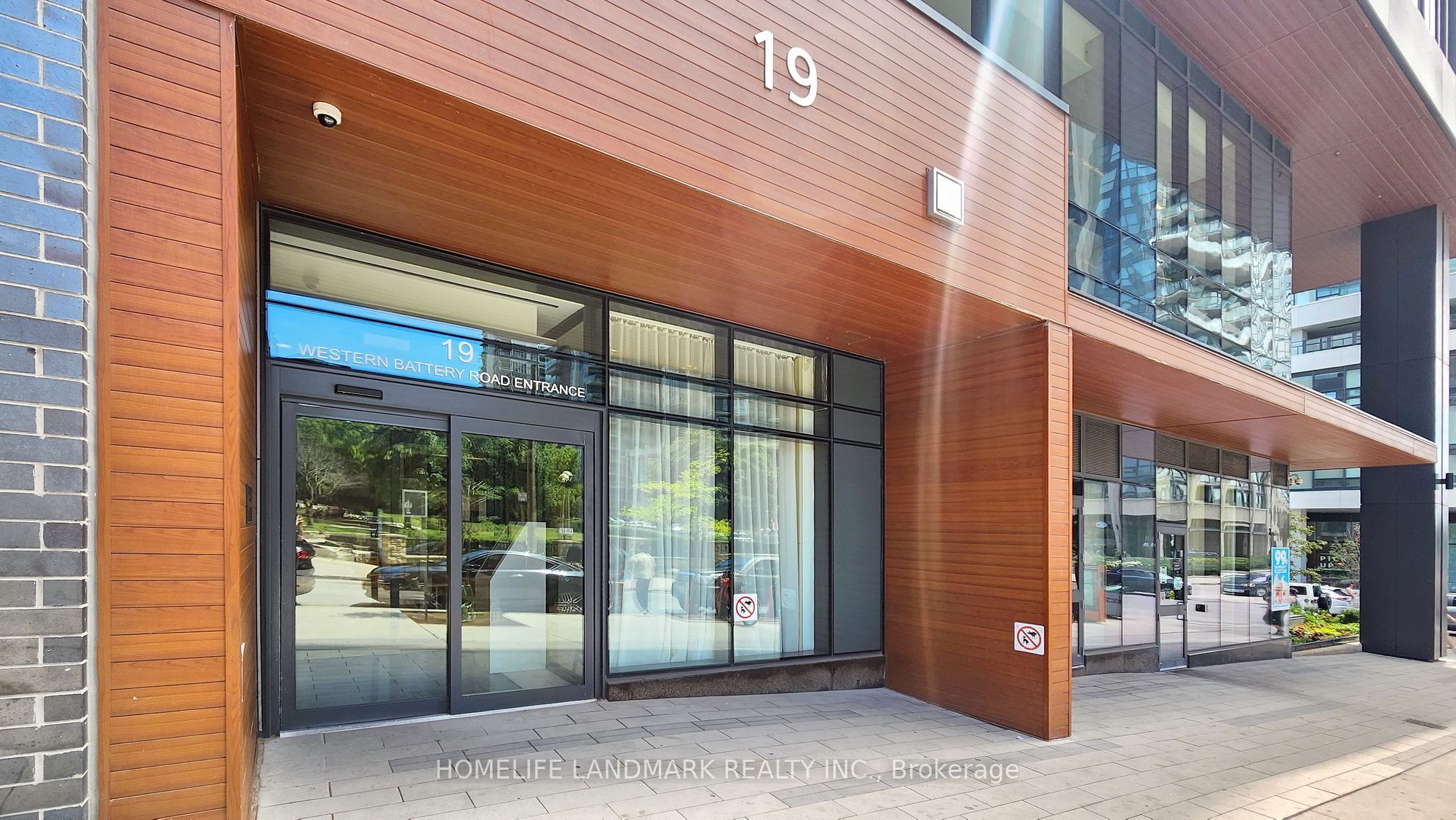 19 Western Battery Road 703, Toronto, ON M6K 0E3 photo 3