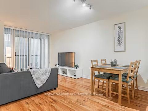 30 Grand Trunk Crescent 3703, Toronto, ON M5J 3A4 photo 3