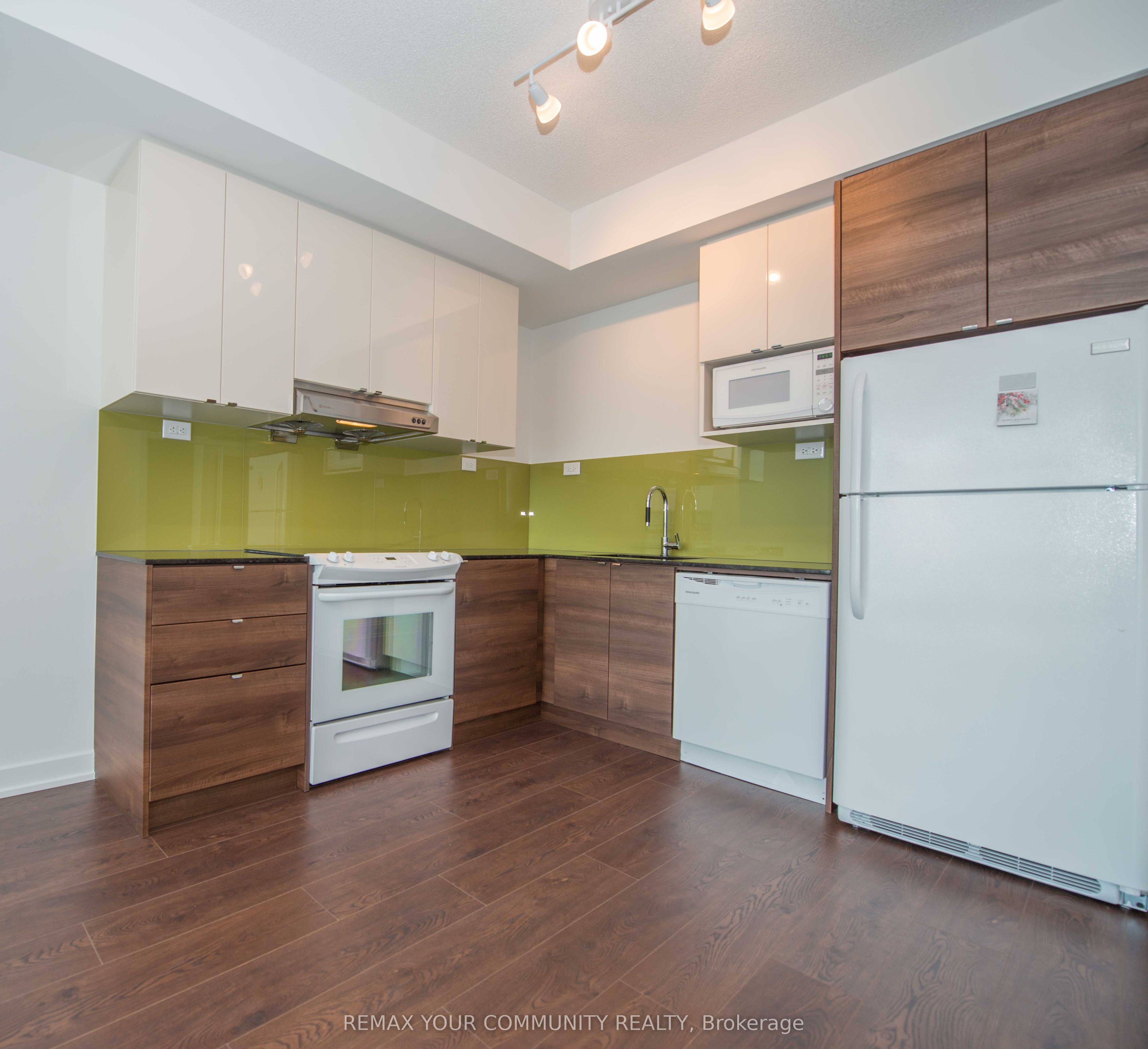 121 McMahon Drive 3003, Toronto, ON M2K 0C1 photo 4