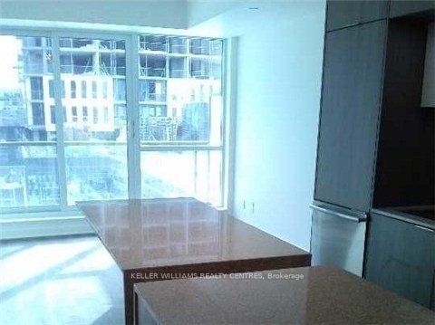 170 Sumach Street 1409, Toronto, ON M5A 3K2 photo 5