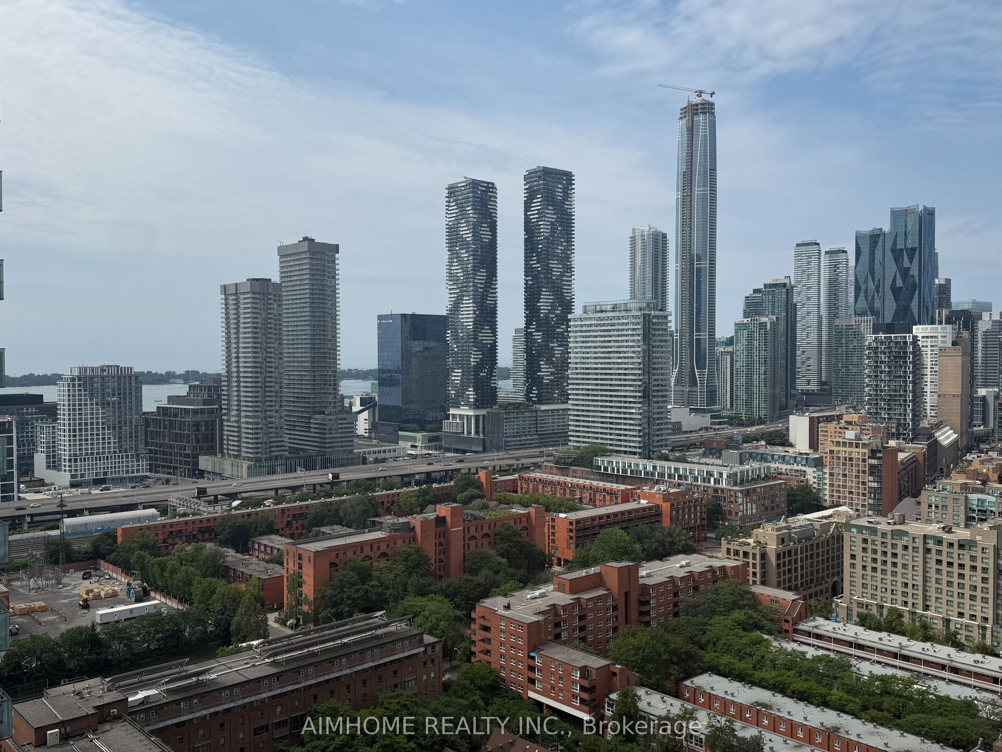 180 Front Street E 2909, Toronto, ON M5A 0A9