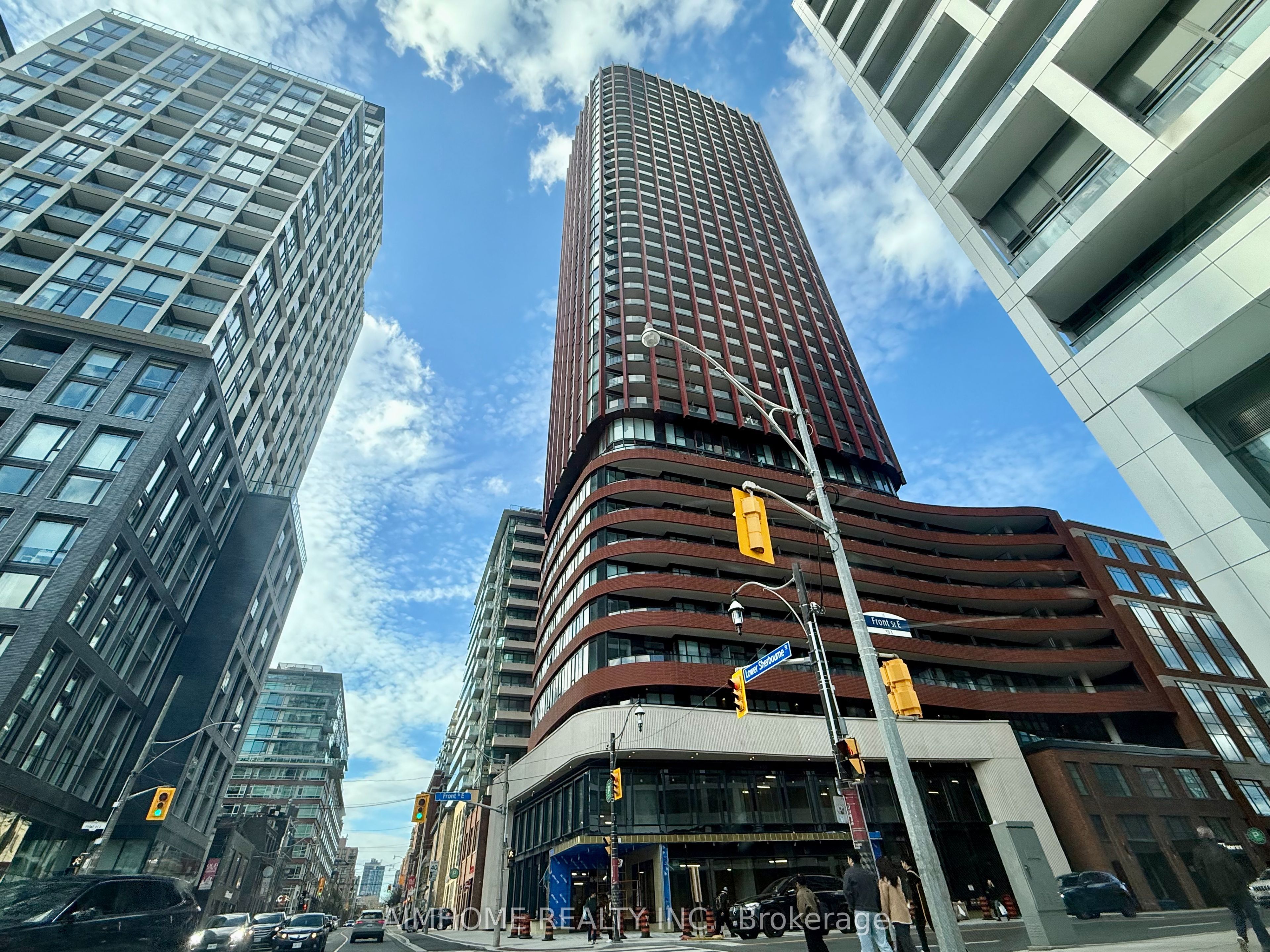 180 Front Street E 2909, Toronto, ON M5A 0A9 photo 2