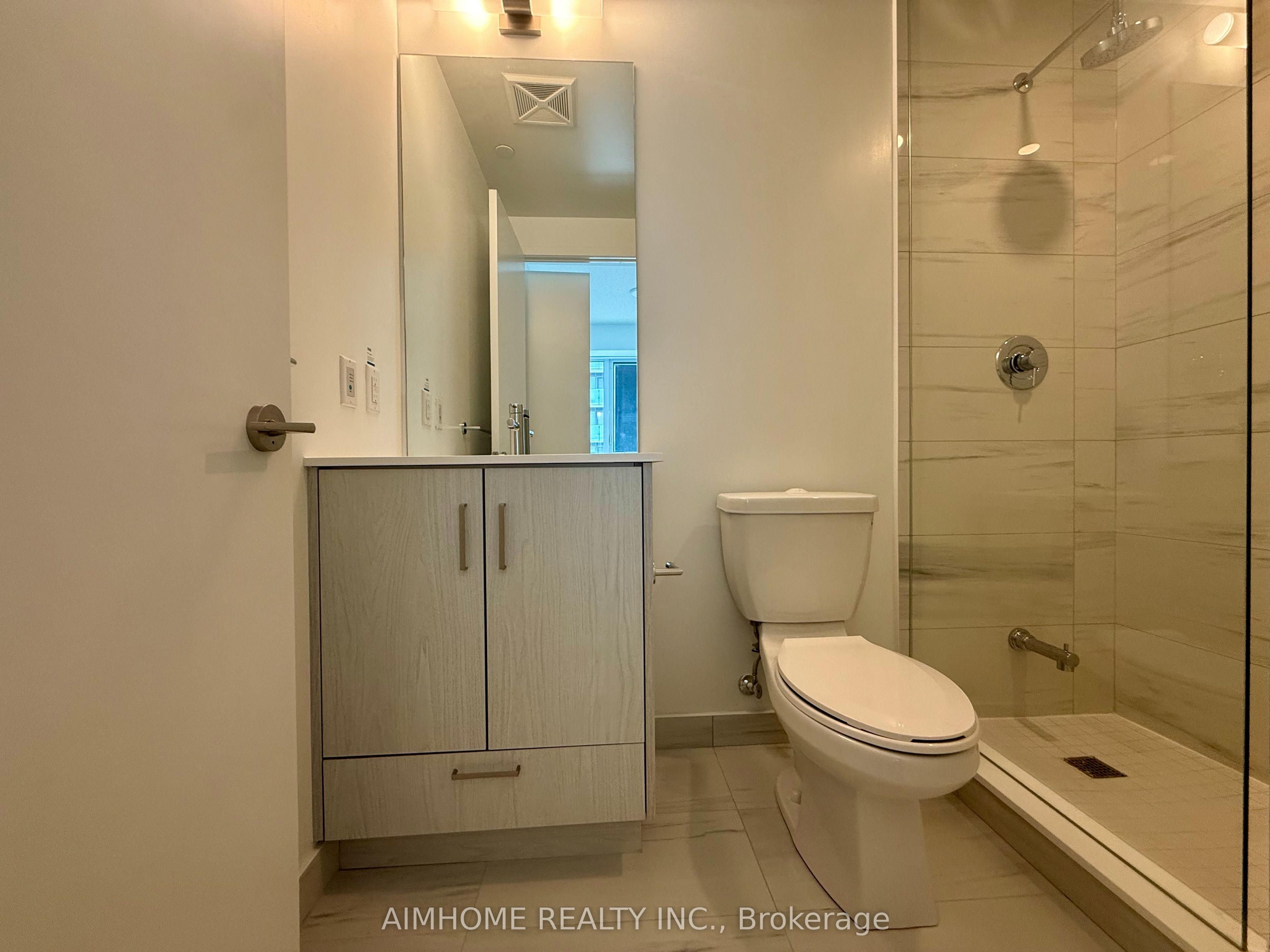 180 Front Street E 2909, Toronto, ON M5A 0A9 photo 4