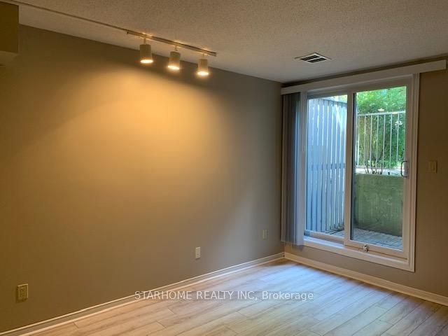 33D Shaw Street, Toronto, ON M6J 3T5 photo 5