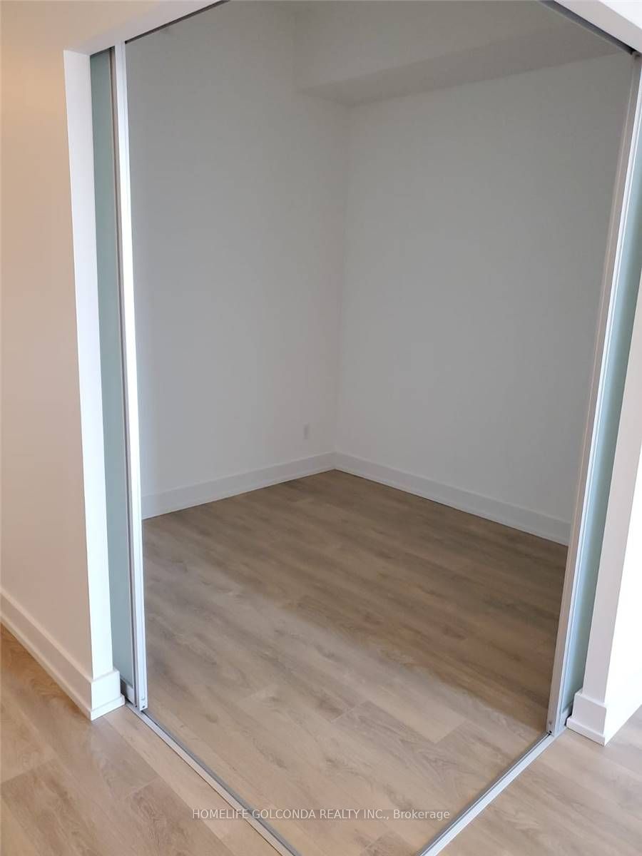 150 Fairview Mall Drive 307, Toronto, ON M2J 4T1 photo 3