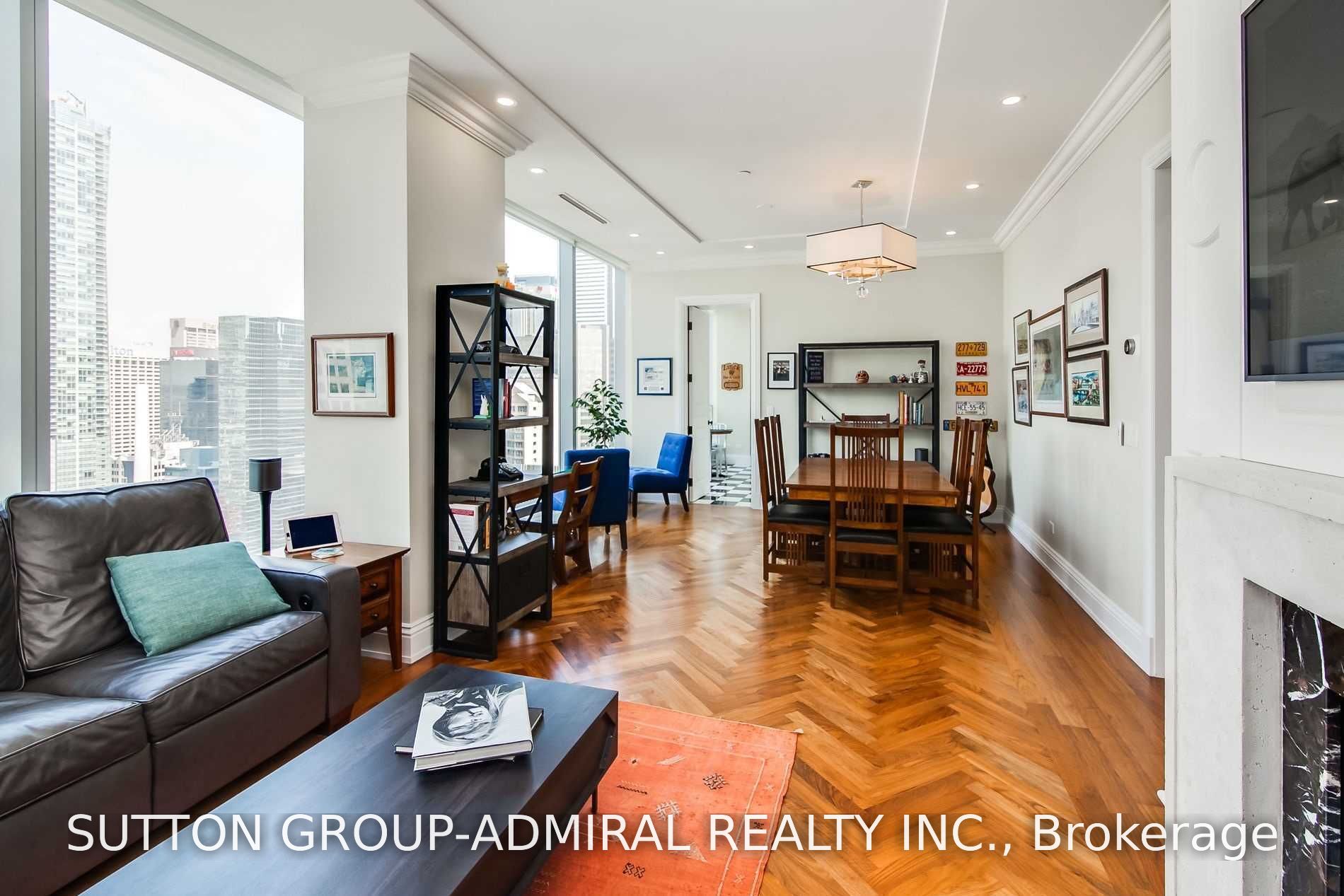 183 Wellington Street W 2202, Toronto, ON M5V 0A1 photo 4
