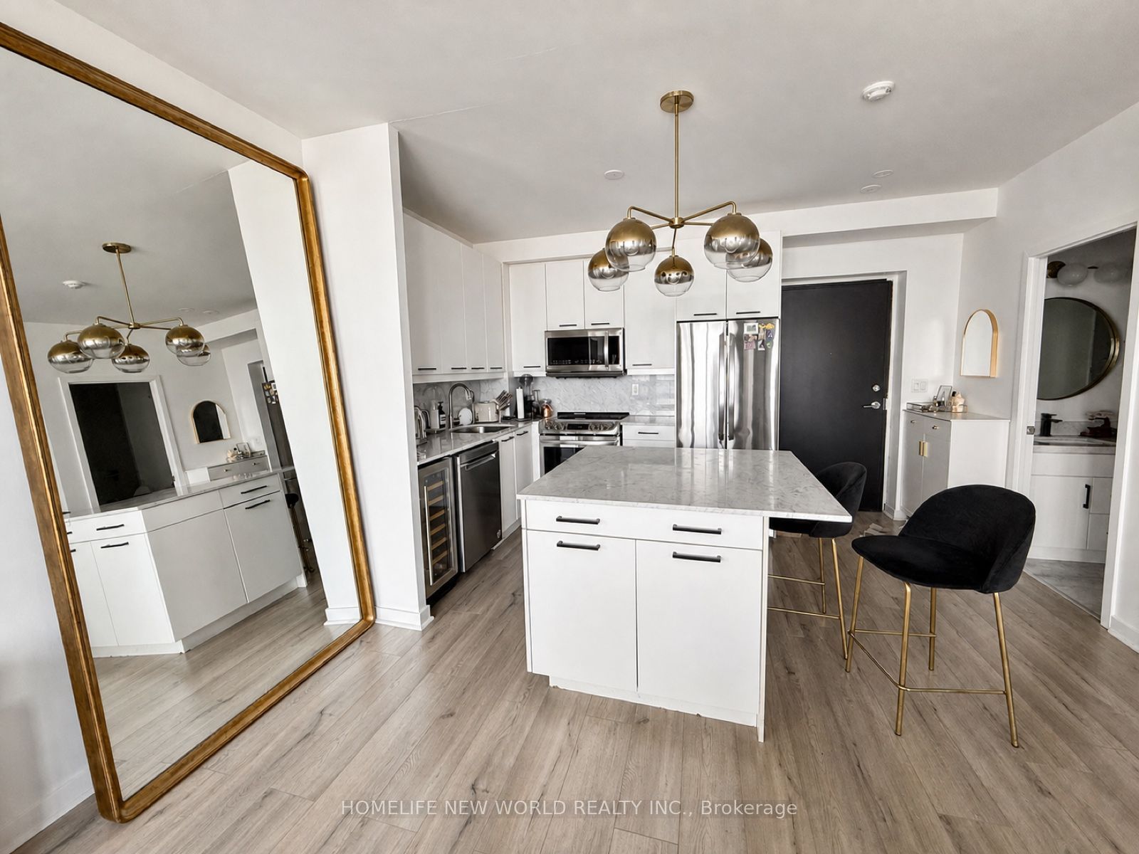 33 Lombard Street 3407, Toronto, ON M5C 3H8 photo 4