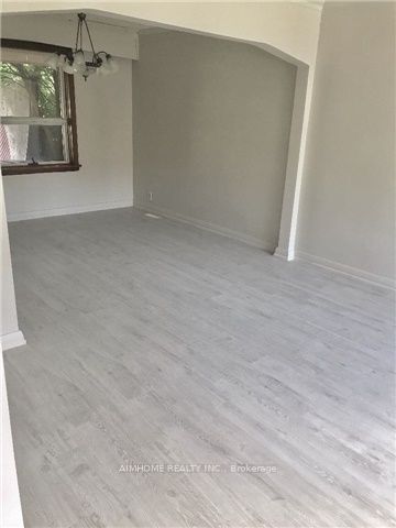 481 Hounslow Avenue, Toronto, ON M2R 1J1 photo 2