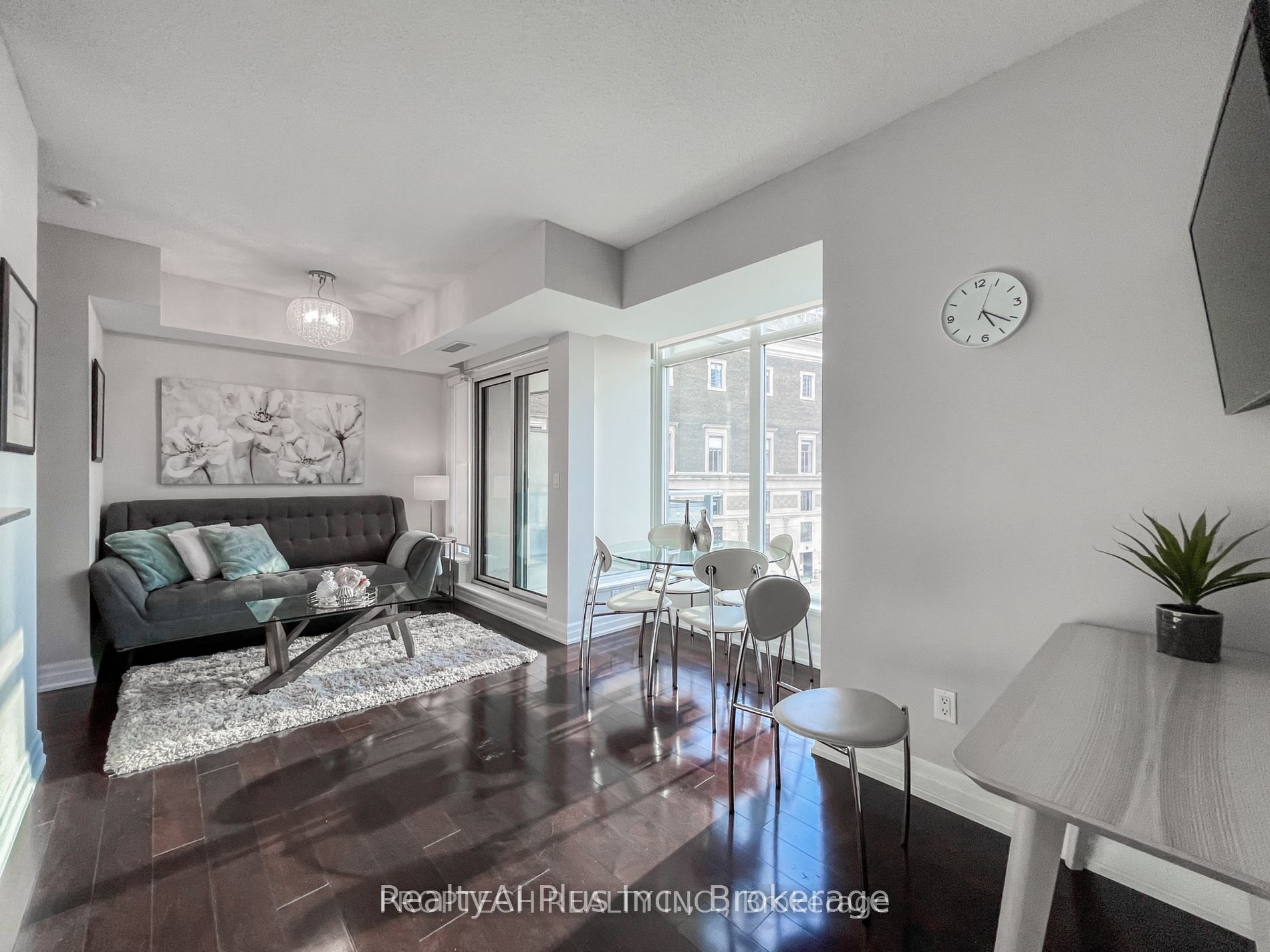 8 Scollard Street 403, Toronto, ON M5R 1M2 photo 2