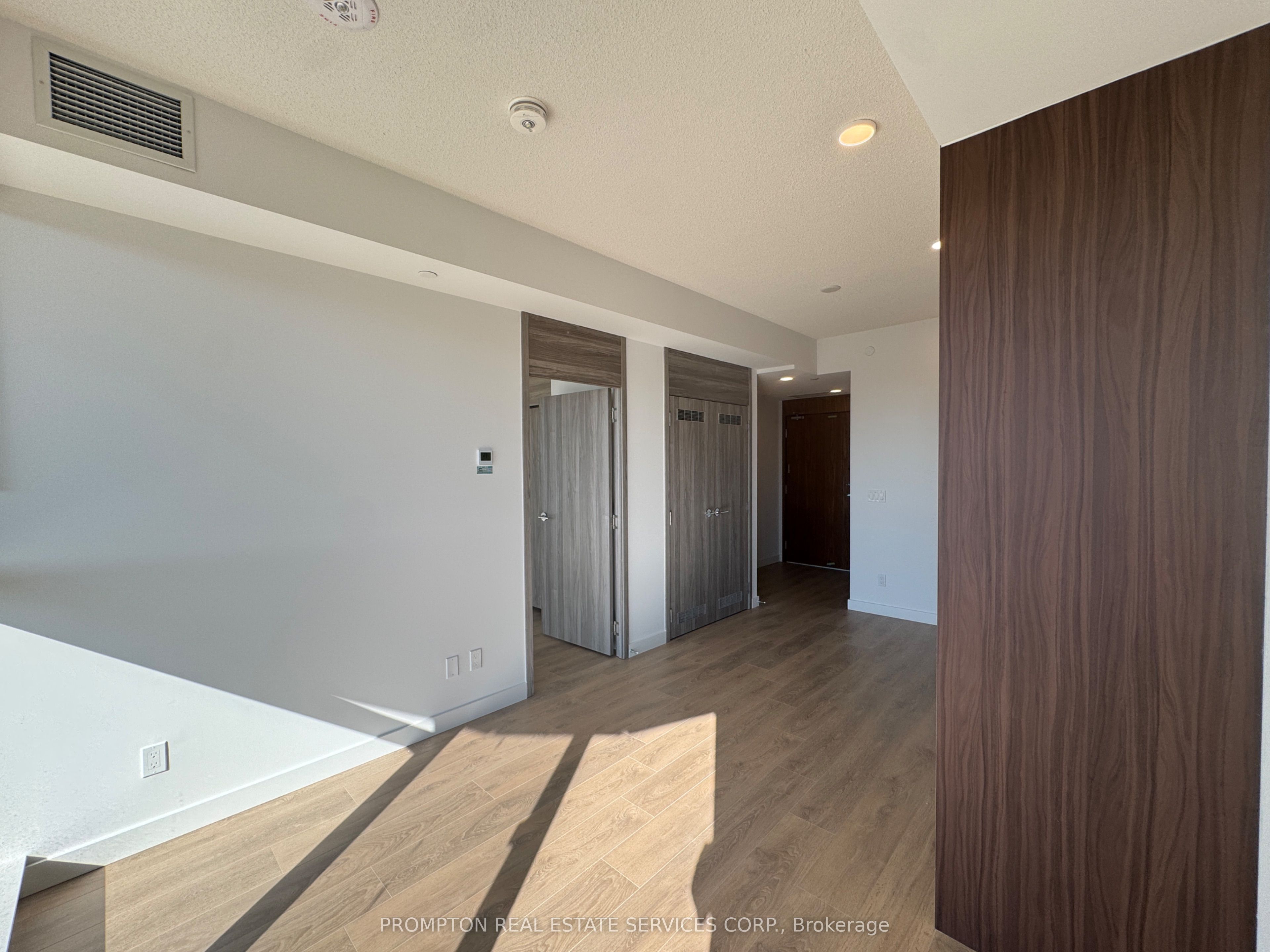 18 Esther Shiner Boulevard 1203, Toronto, ON M2K 0J7 photo 4