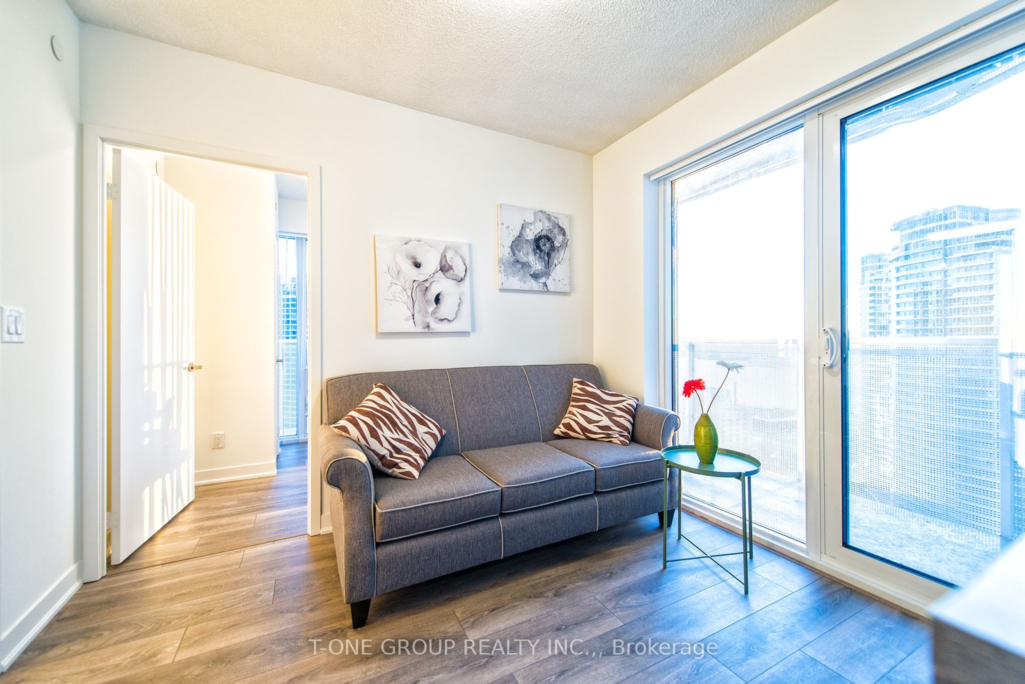 88 Harbour Street 2610, Toronto, ON M5J 1B7 photo 3