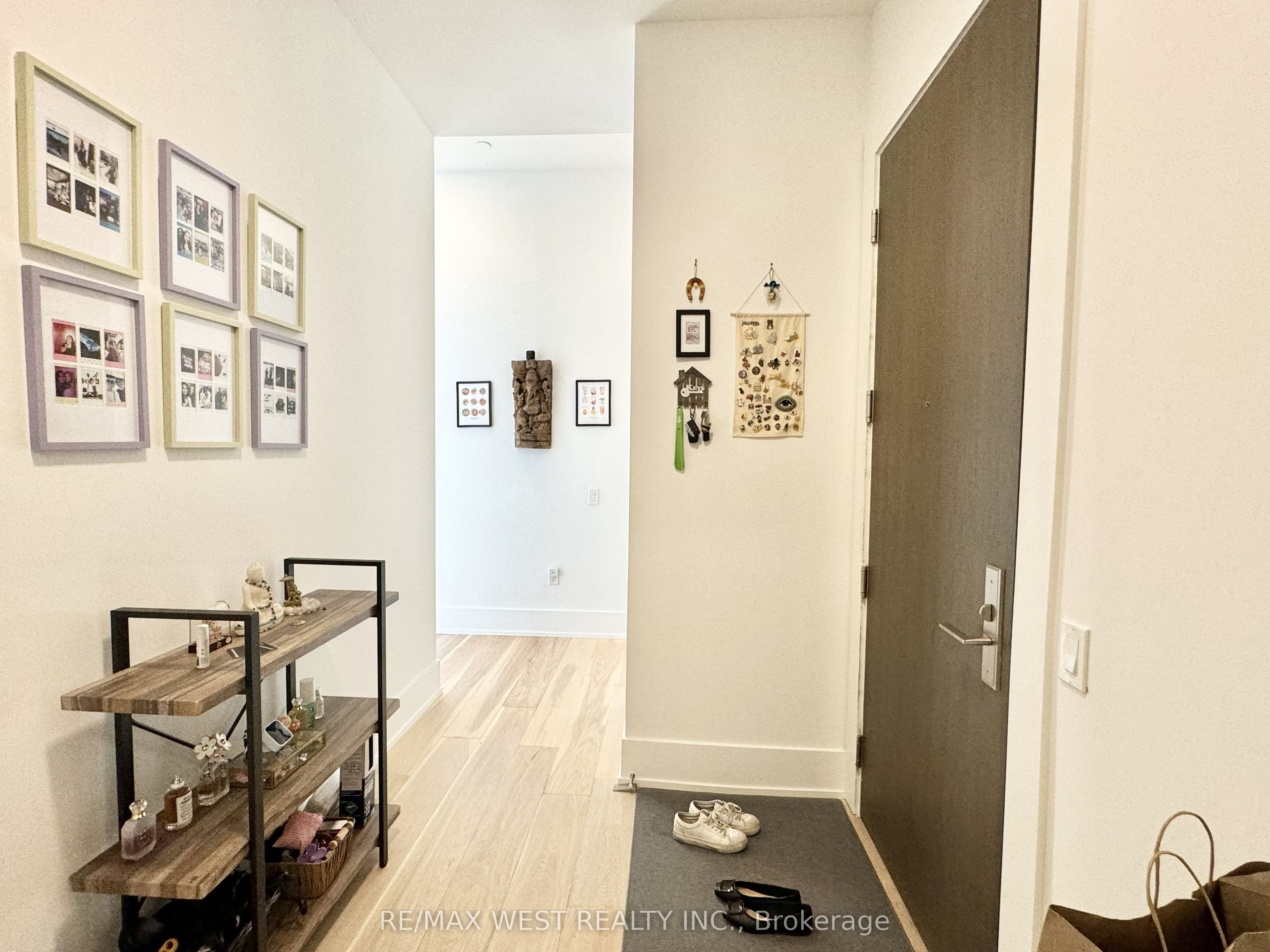 39 Roehampton Avenue 4603, Toronto, ON M4P 1P9 photo 3