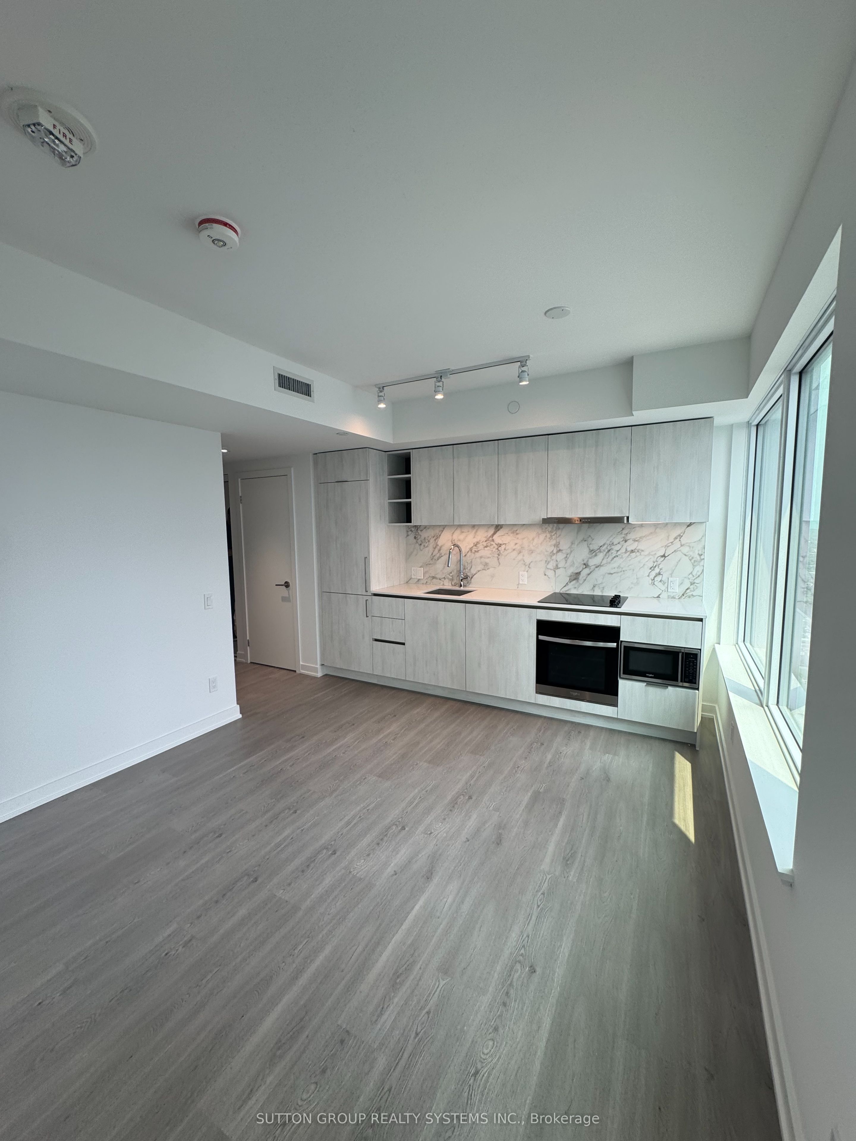 8 Wellesley Street W 4712, Toronto, ON M4Y 0J5 photo 5