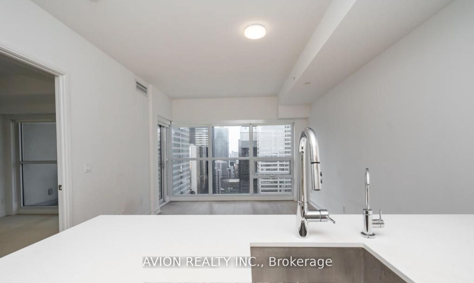 88 Scott Street 3210, Toronto, ON M5E 0A9 photo 3