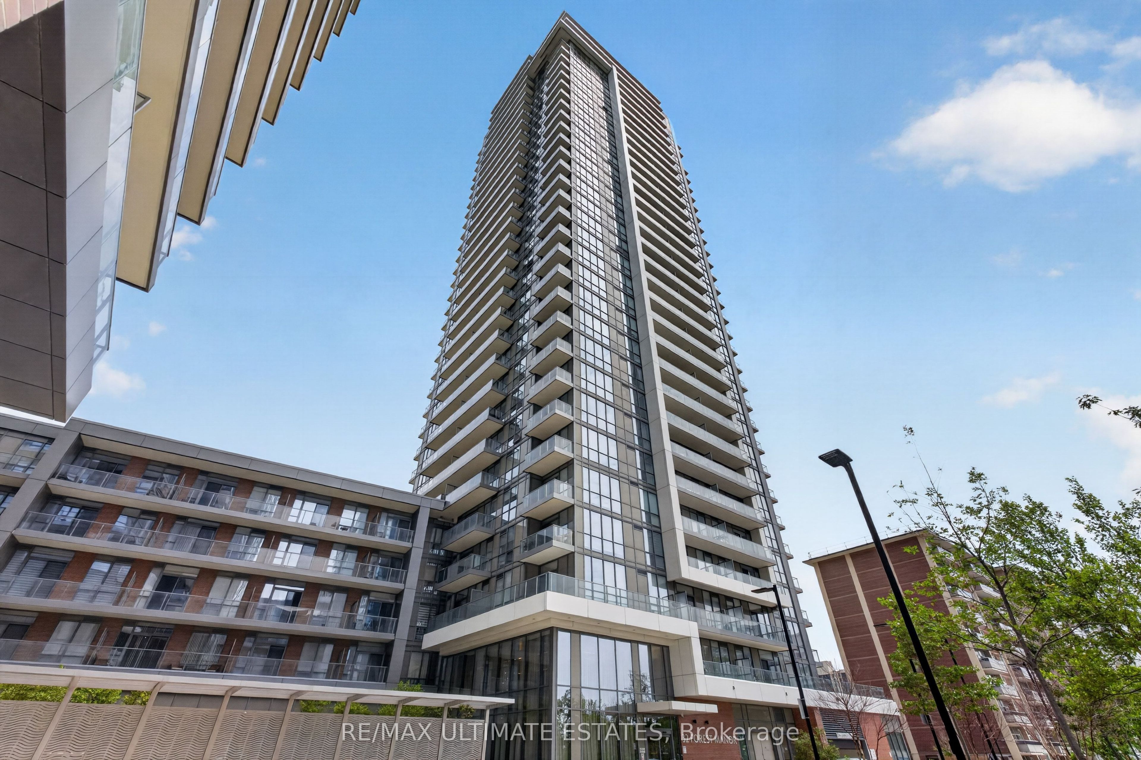32 Forest Manor Road 2301, Toronto, ON M2J 1M5
