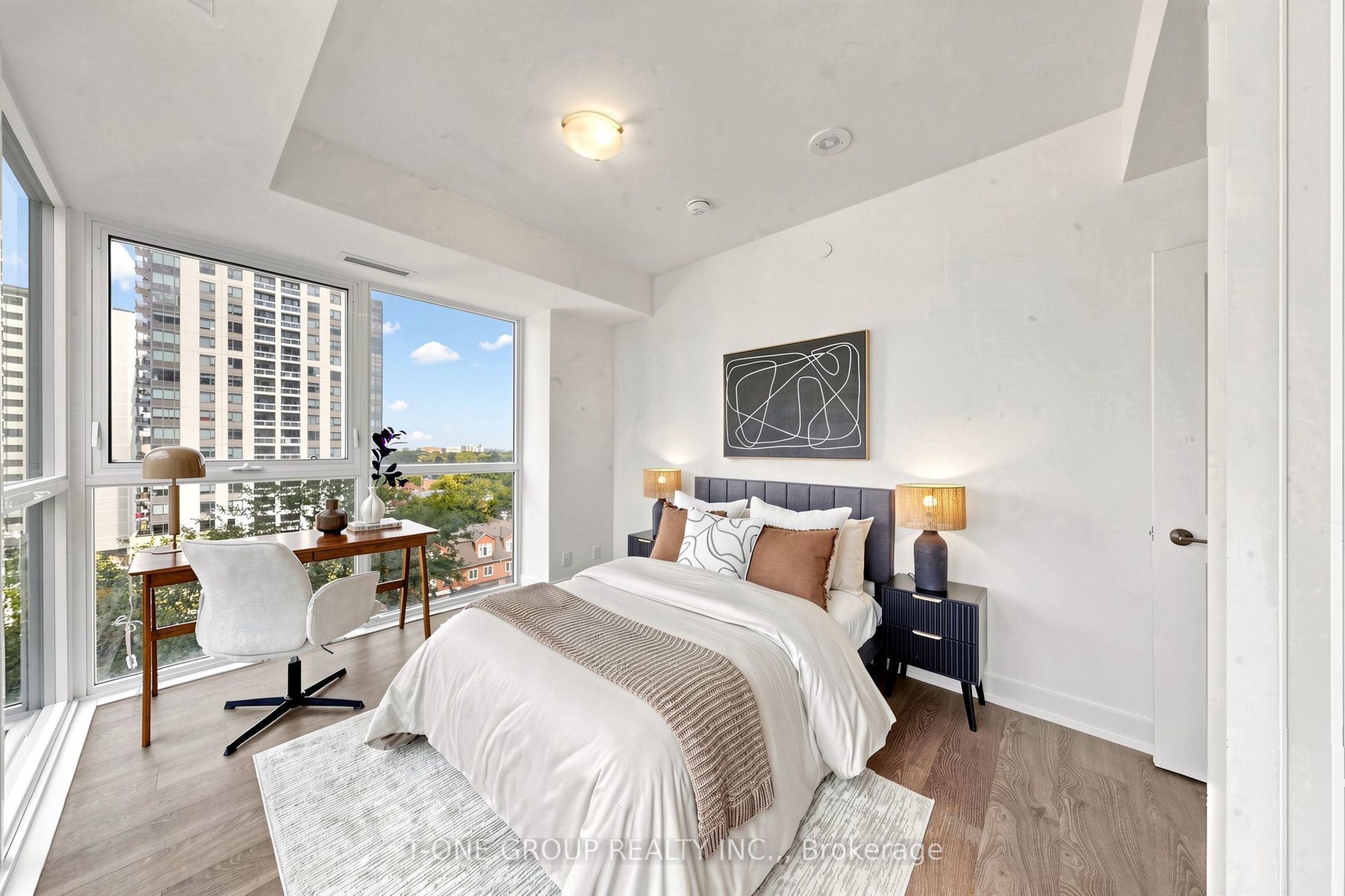 11 Lillian Street 709, Toronto, ON M4S 0C3