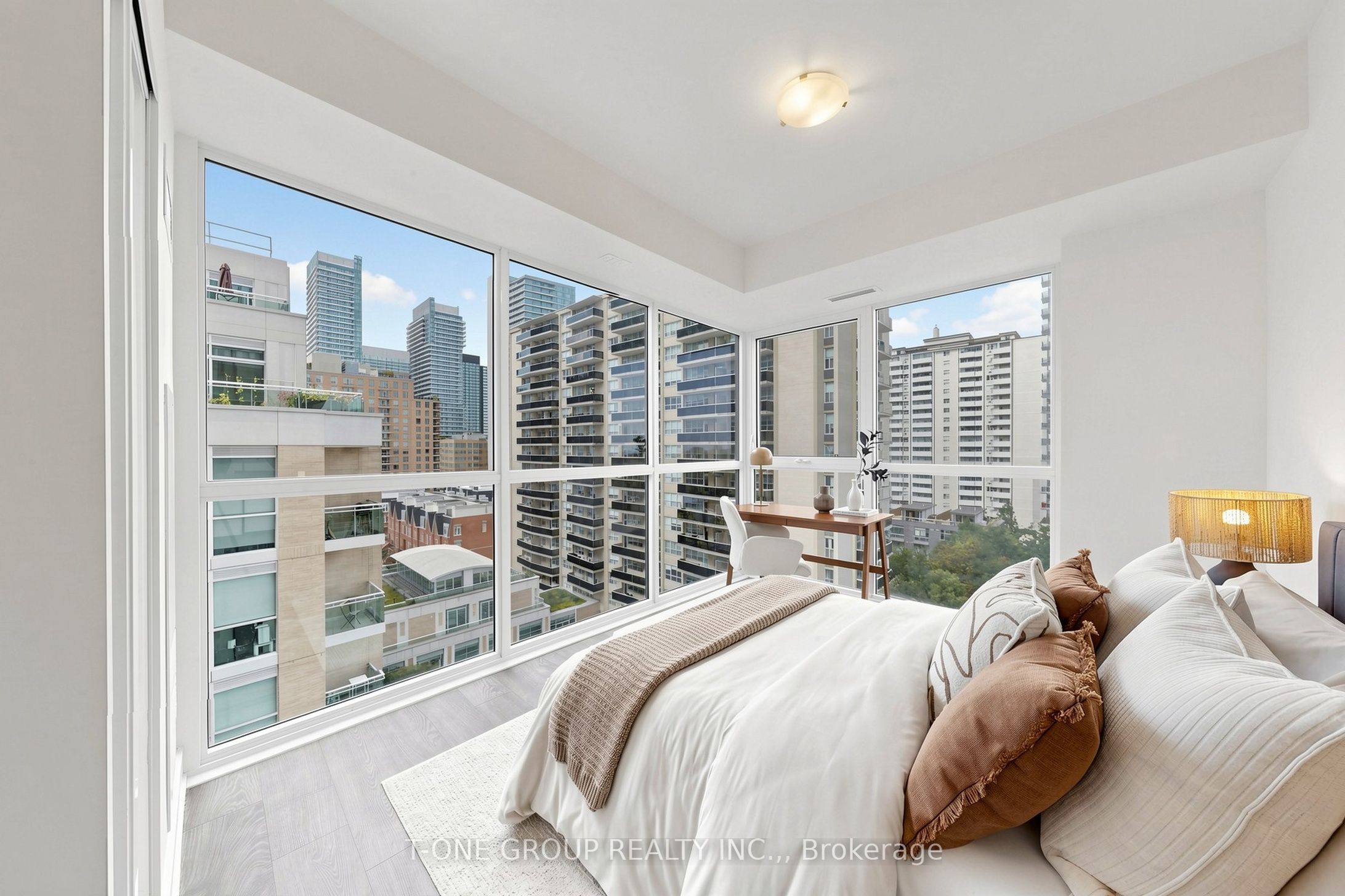 11 Lillian Street 709, Toronto, ON M4S 0C3 photo 2