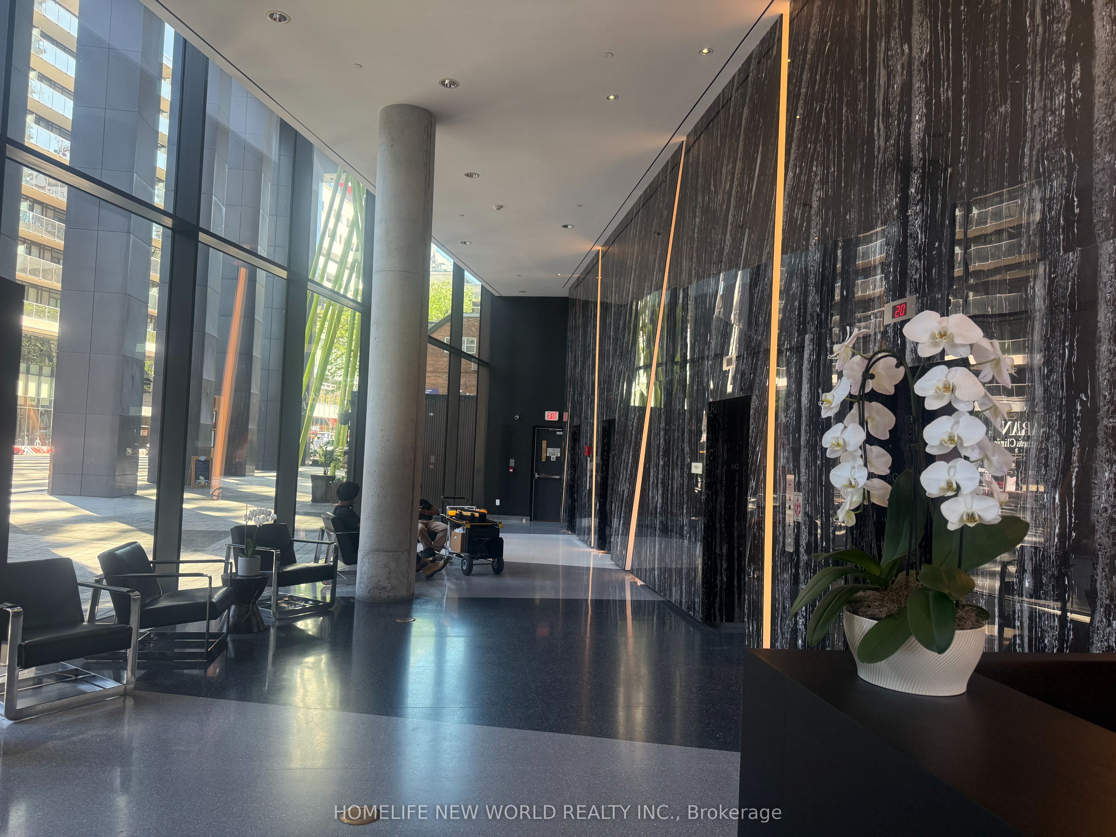 125 Peter Street 2311, Toronto, ON M5V 2G9 photo 4