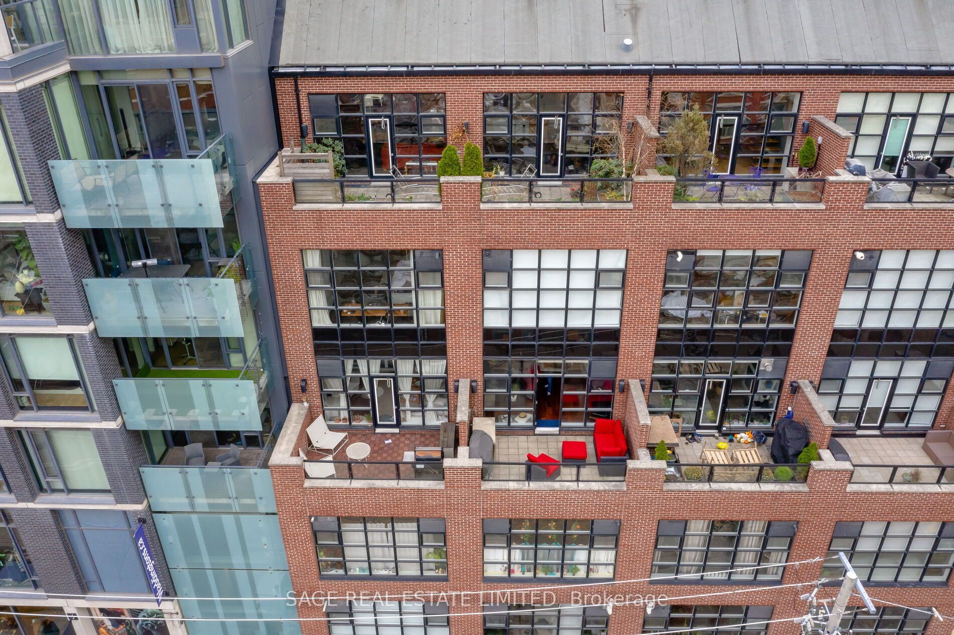 261 King Street E 402, Toronto, ON M5A 4T6 photo 2