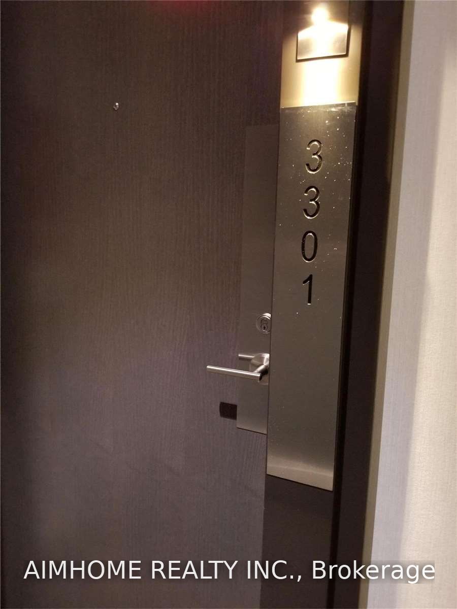 88 Scott Street 3301, Toronto, ON M5E 0A9 photo 2