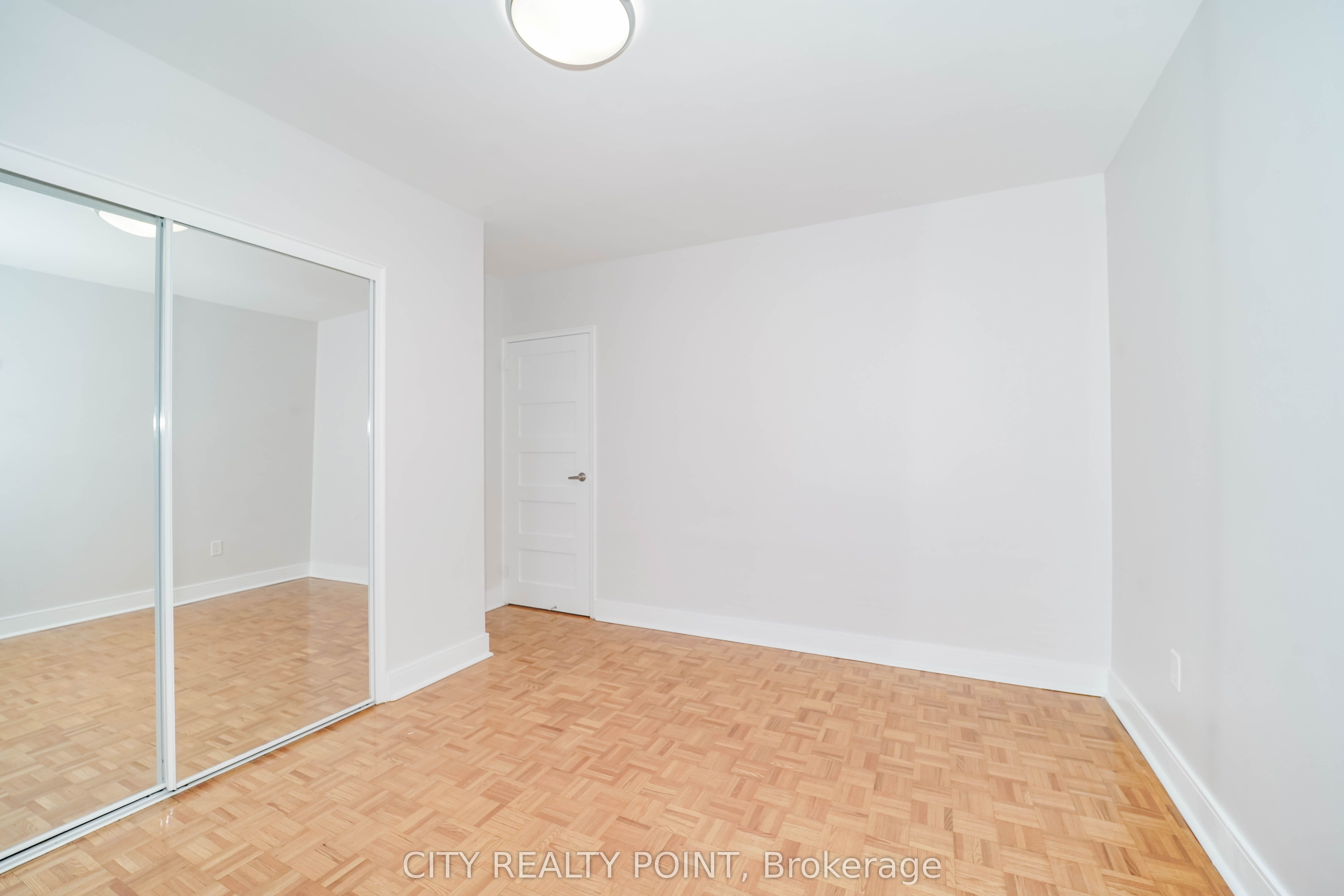 1291 Bayview Avenue N 311, Toronto, ON M4G 2Z9 photo 3