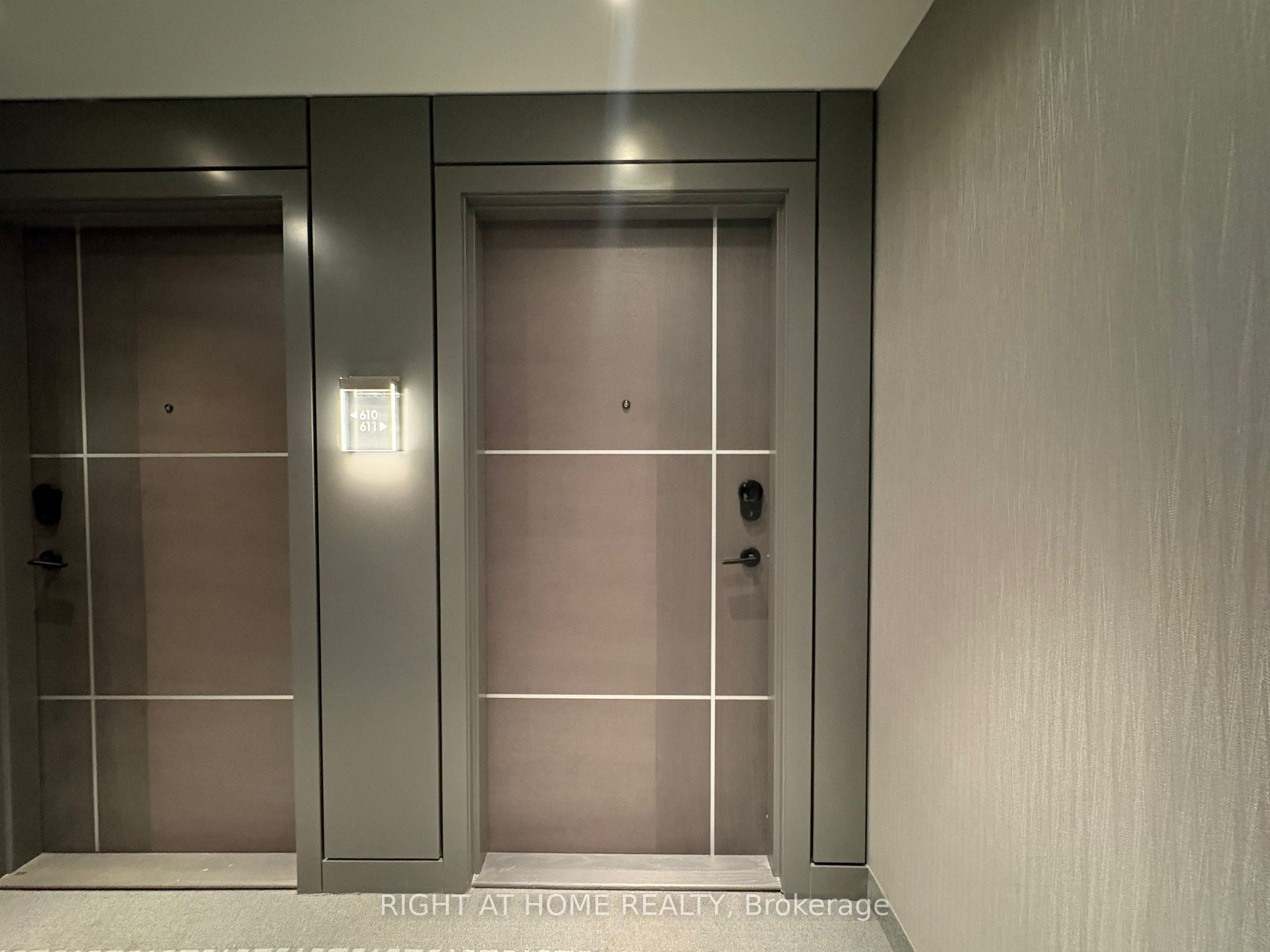 100 Dalhousie Street 611, Toronto, ON M5B 0C7 photo 2