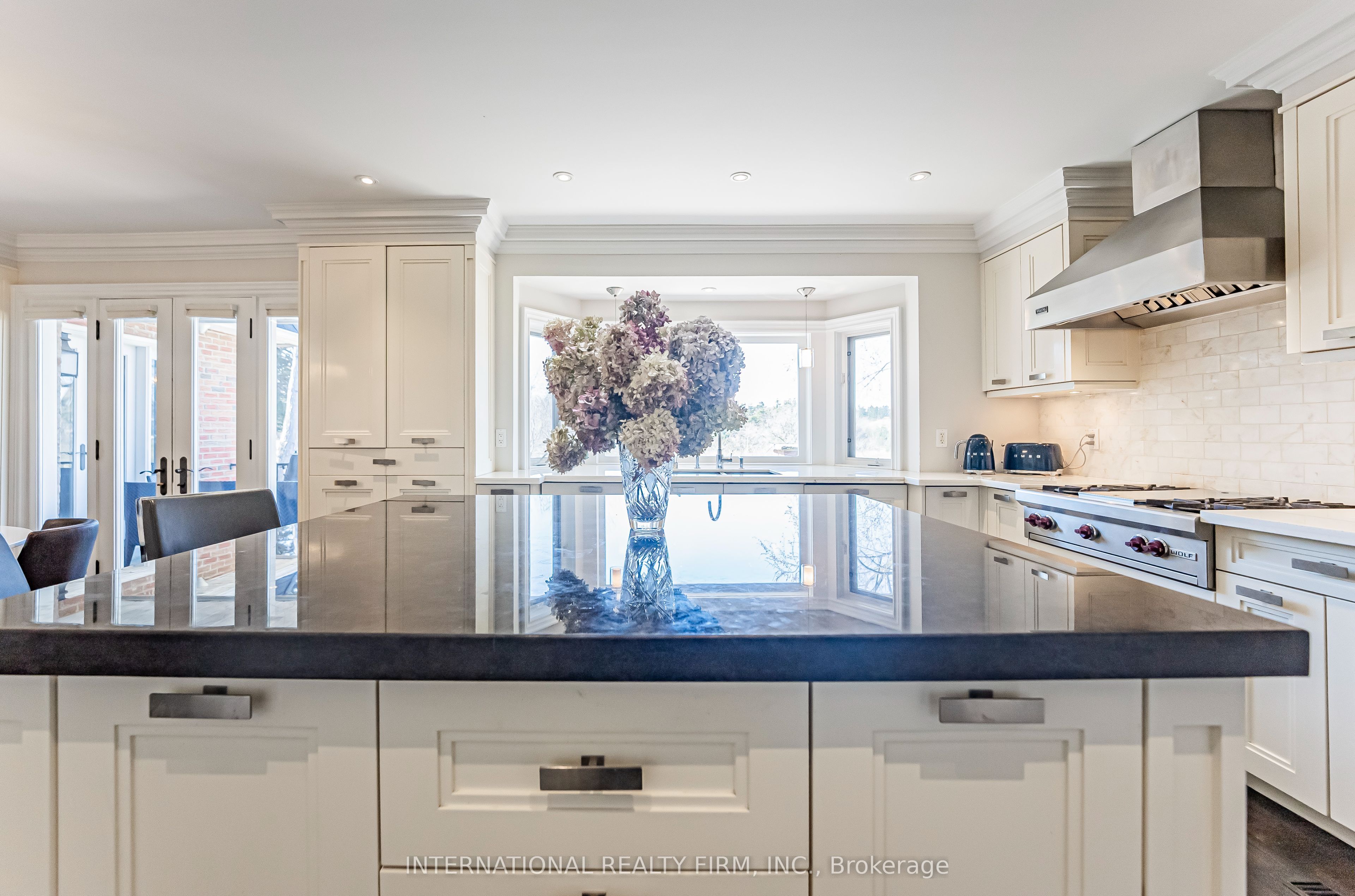 6 Penwood Crescent, Toronto, ON M3B 2B9 photo 5