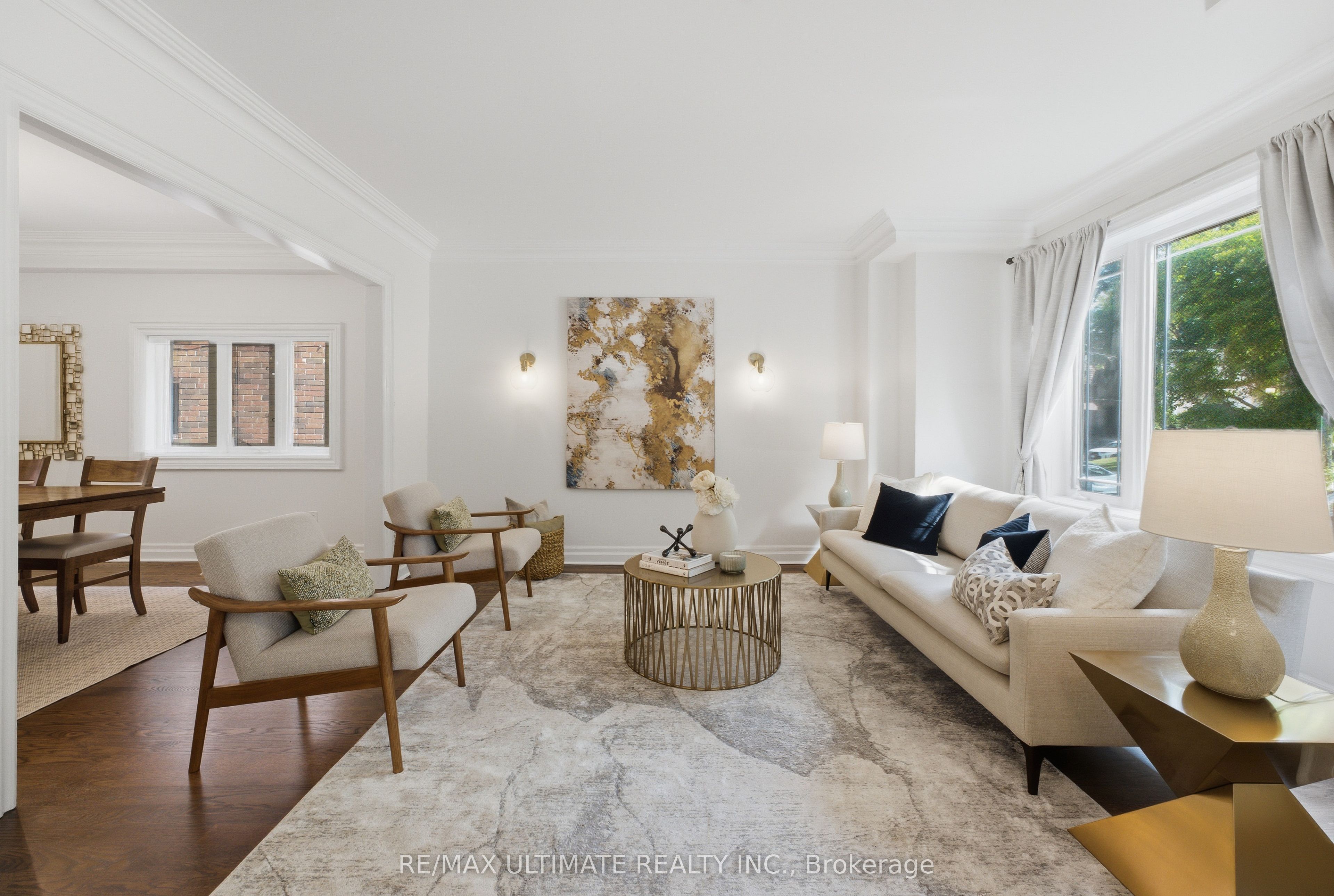 214 Sutherland Drive, Toronto, ON M4G 1J2 photo 3