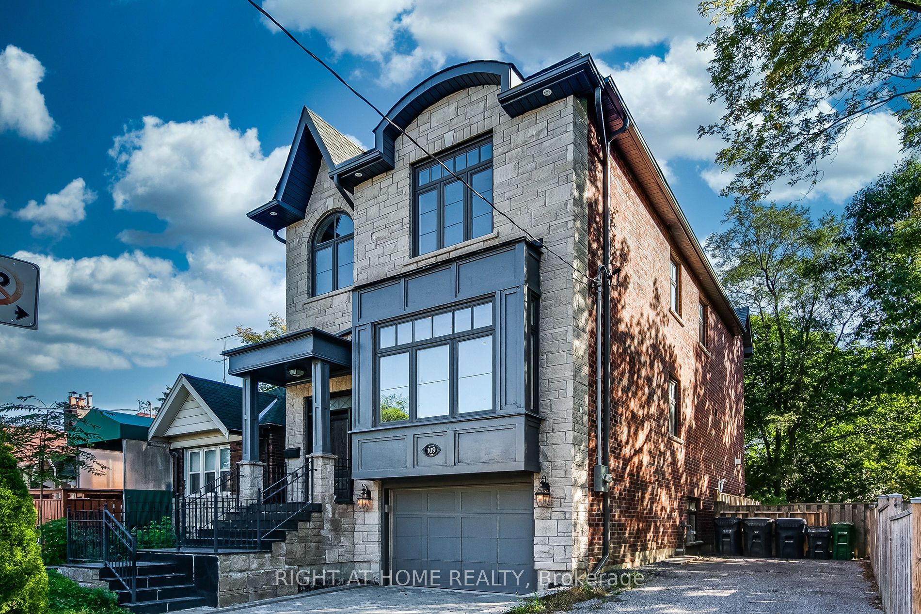 109 Banff Road, Toronto, ON M4P 2P6 photo 2