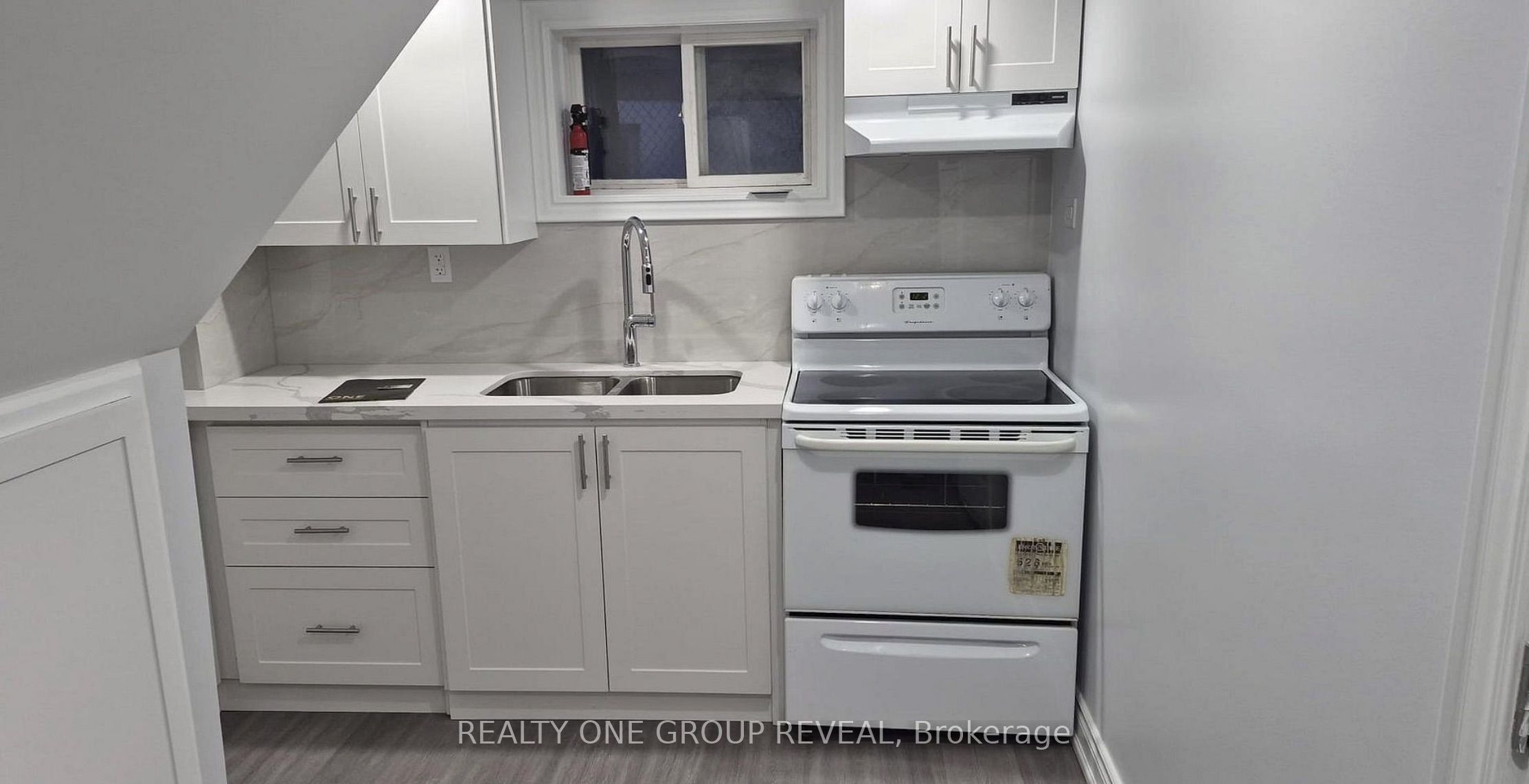 75 Regatta Crescent Basement, Toronto, ON M2R 2X7 photo 3