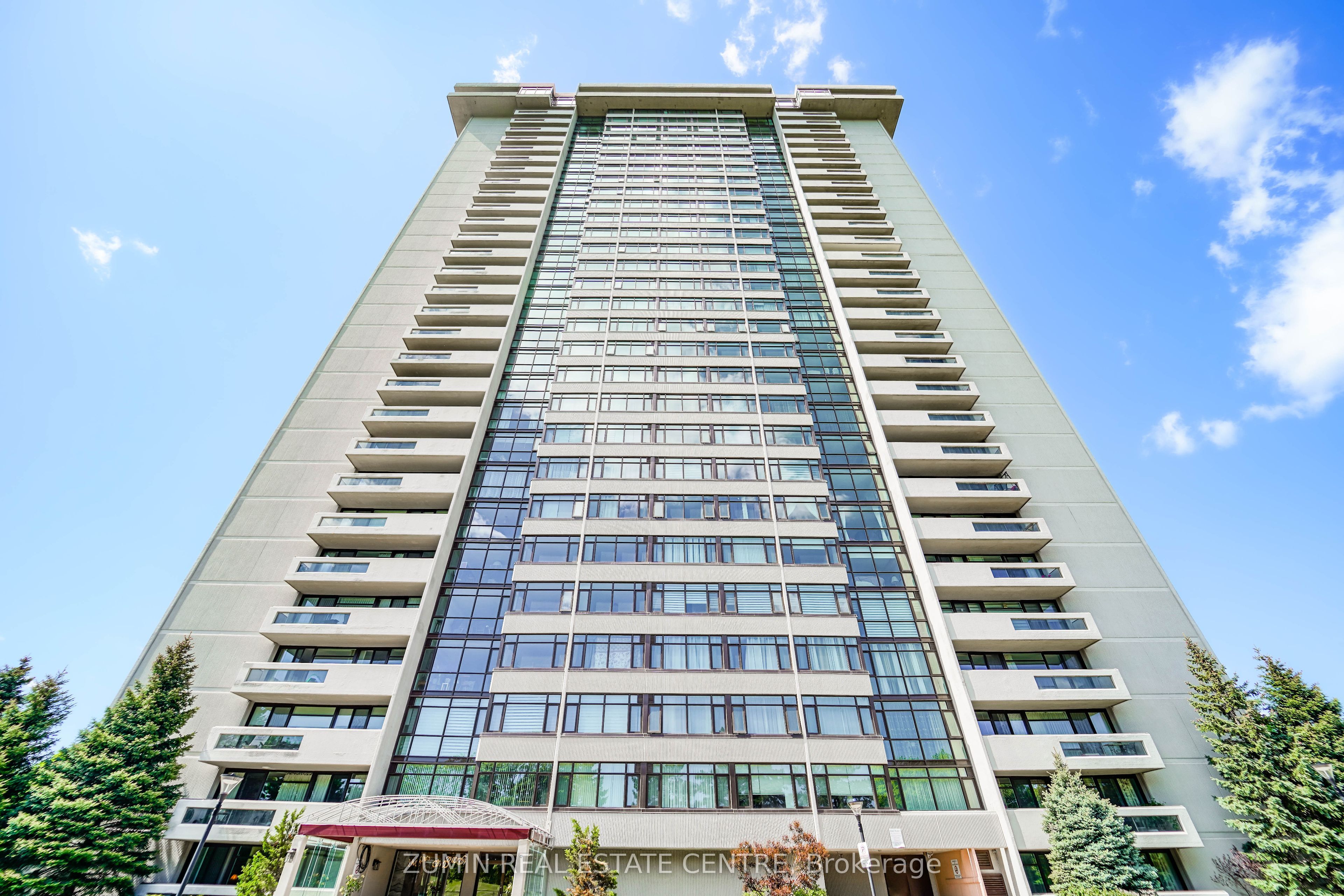 1555 E Finch Avenue E 602, Toronto, ON M2J 4X9