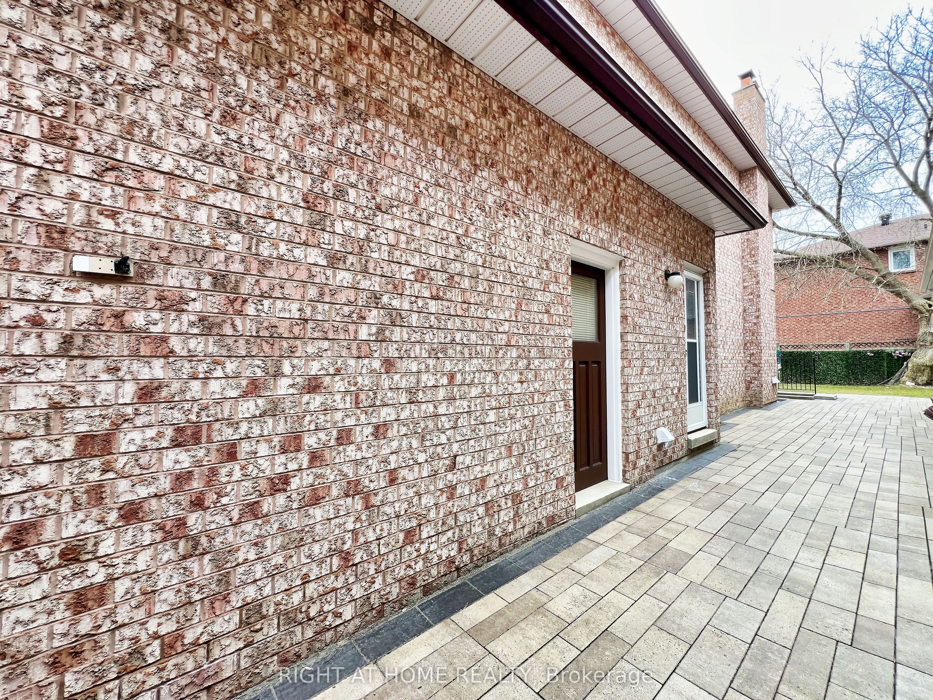 150 Holmes Avenue, Toronto, ON M2N 4M6 photo 5