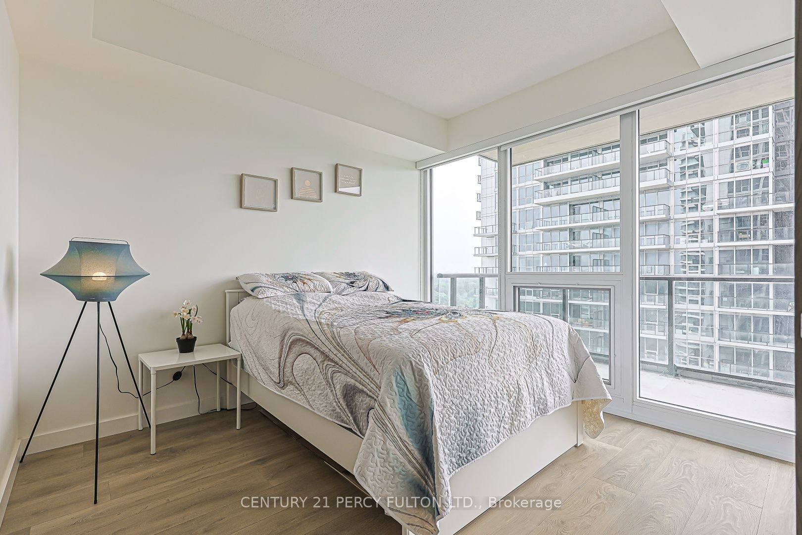 95 McMahon Drive 2207, Toronto, ON M2K 0H2 photo 2