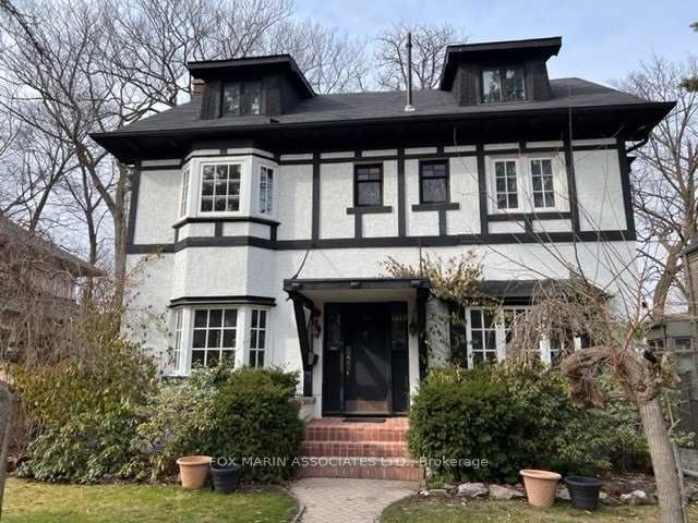 54 Heathdale Road, Toronto, ON M6C 1M8