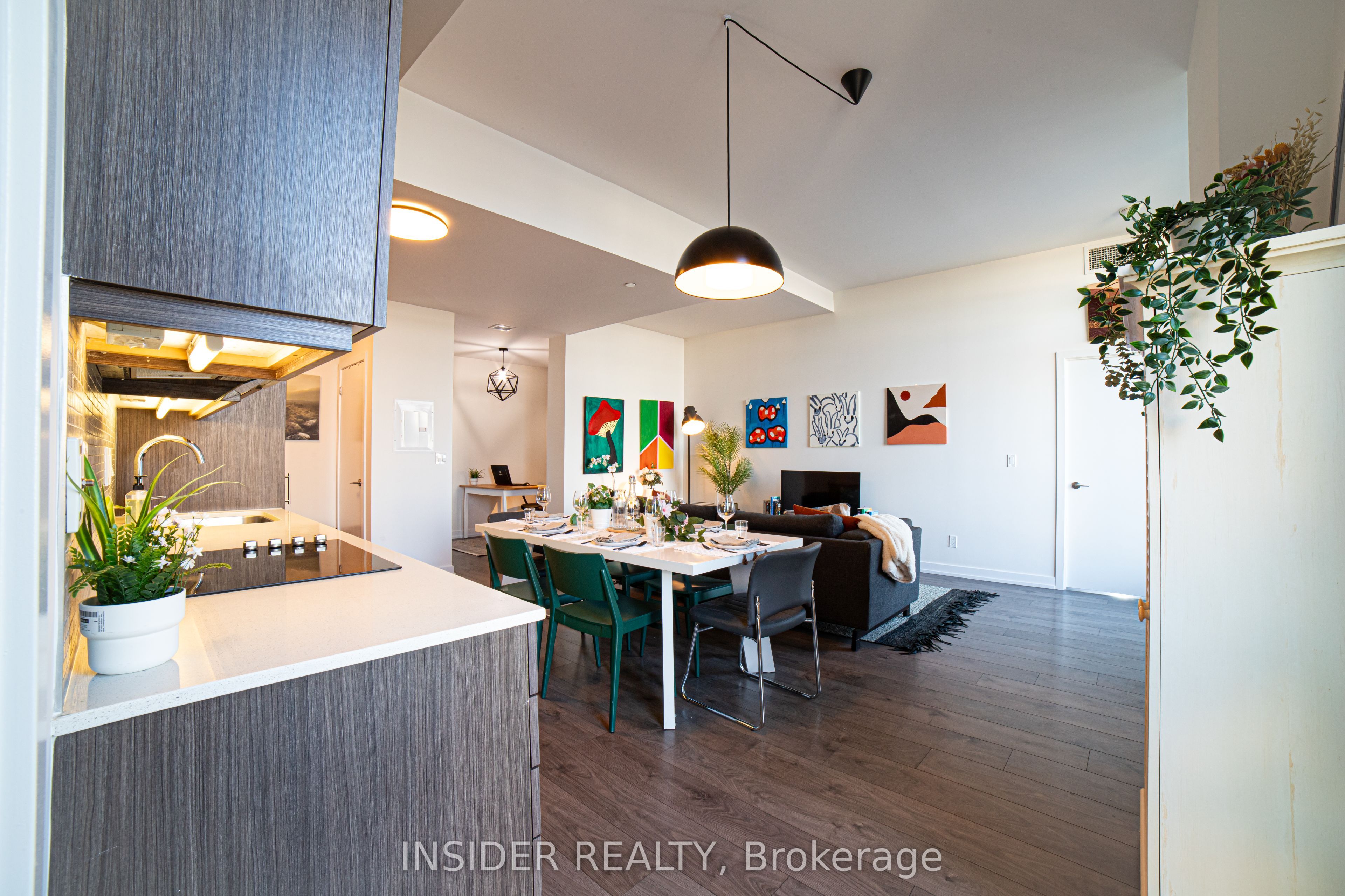 297 College Street 706, Toronto, ON M5T 0C2 photo 4