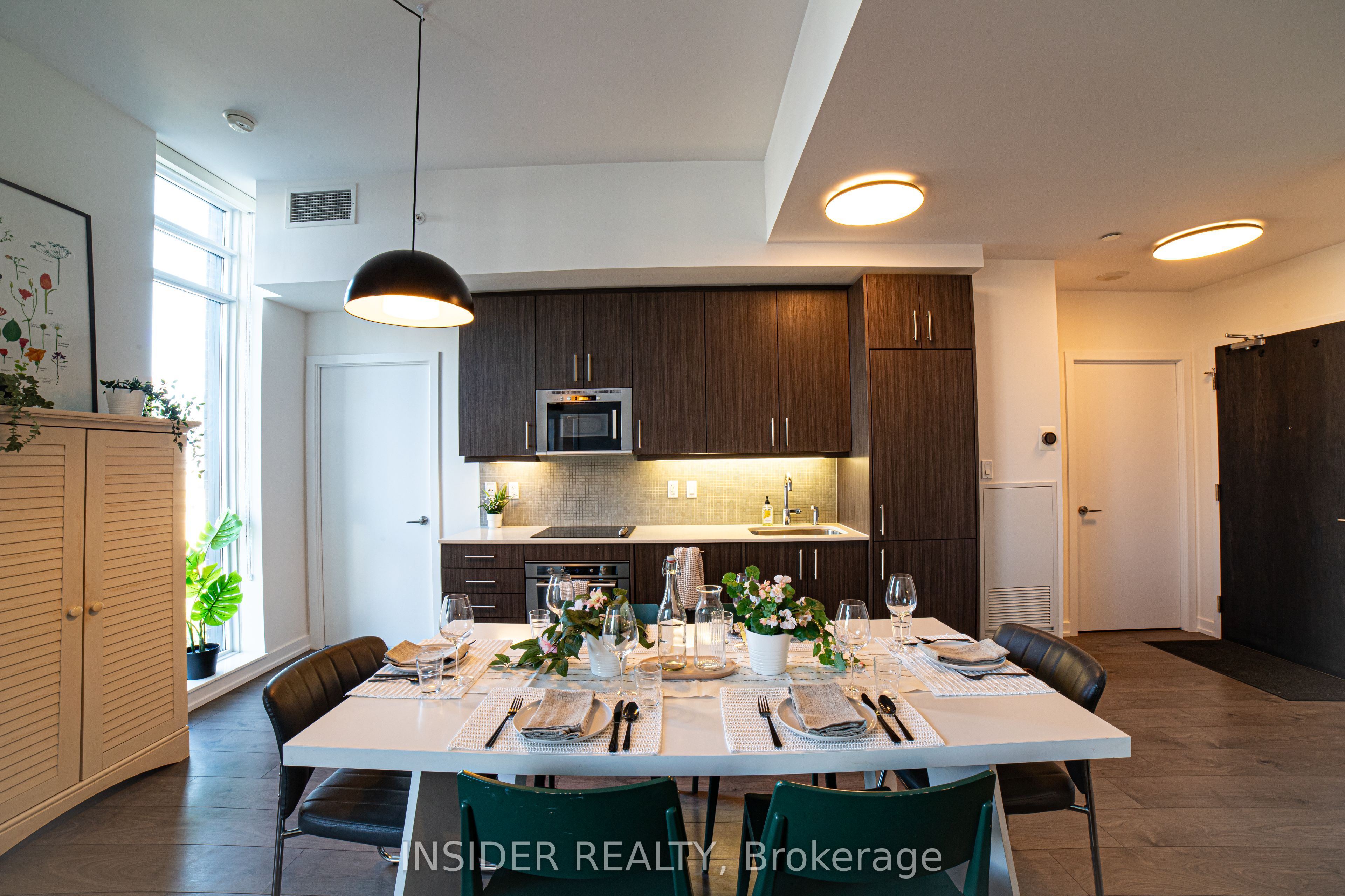297 College Street 706, Toronto, ON M5T 0C2 photo 5