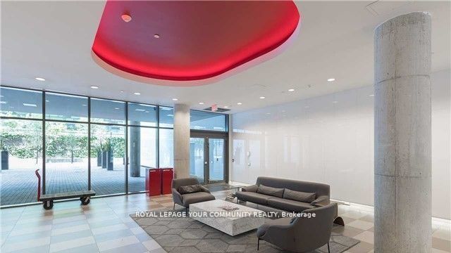 560 King Street W 510, Toronto, ON M5V 1M3 photo 2