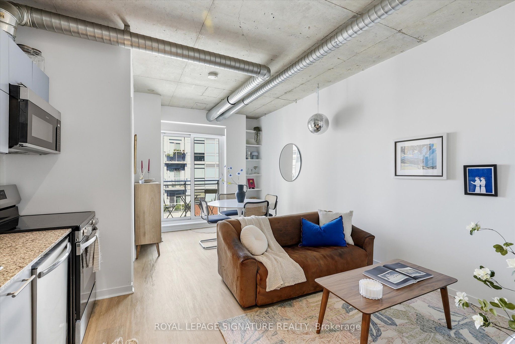 170 Sudbury Street 807, Toronto, ON M6J 0A1 photo 5