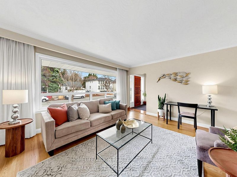 53 Wedgewood Drive, Toronto, ON M2M 2H4 photo 5