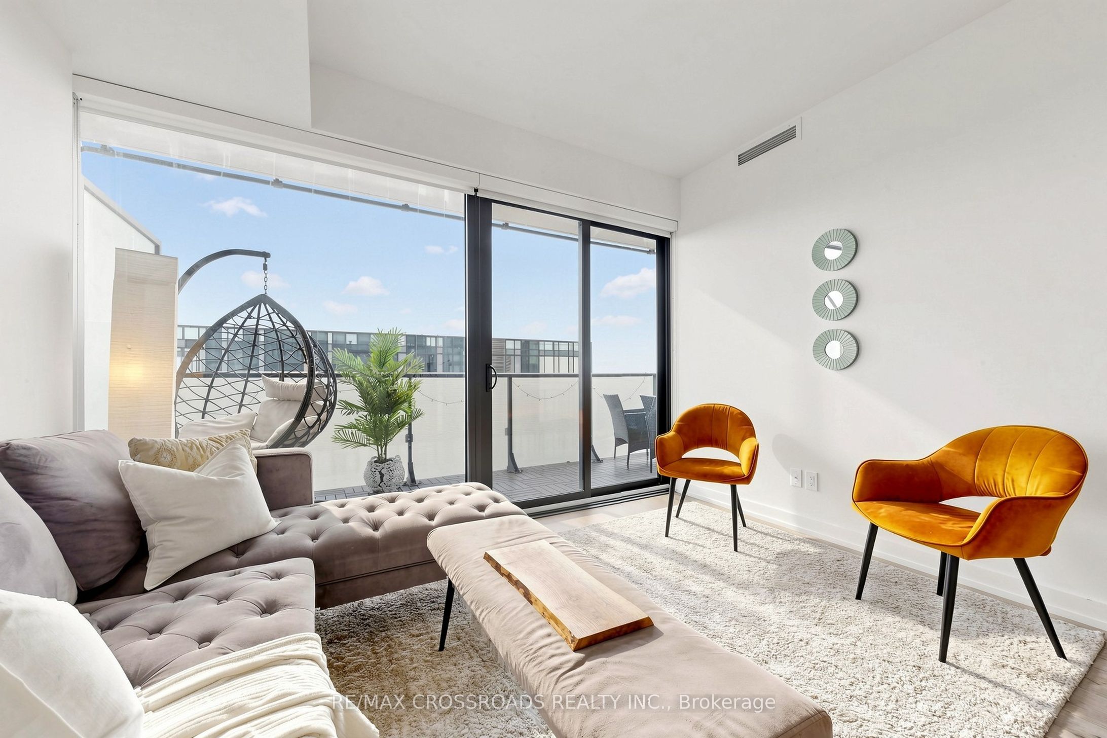 161 Roehampton Ave Apt: 4206 Avenue, Toronto, ON M4P 0C8 photo 3