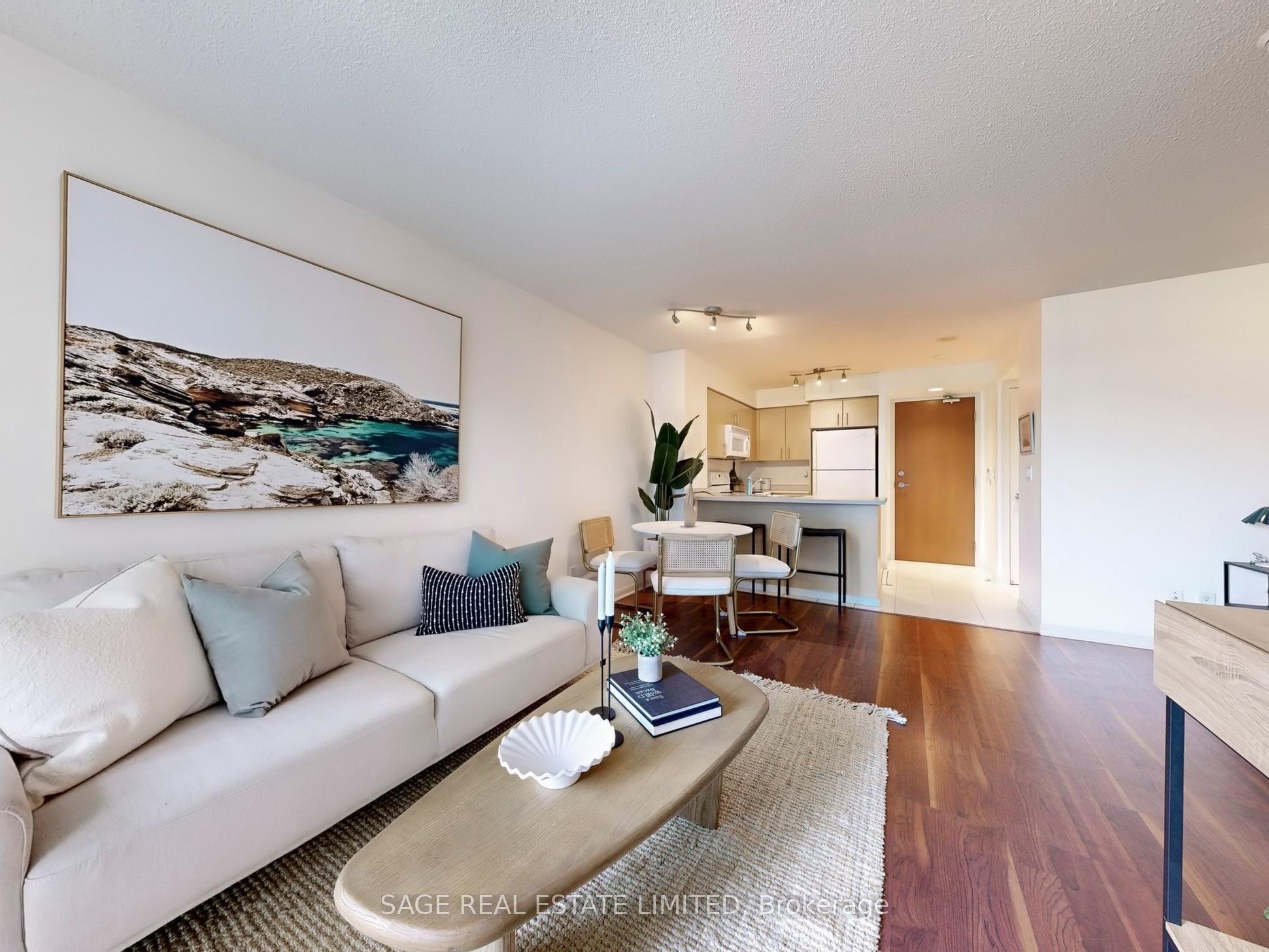 219 Fort York Boulevard 616, Toronto, ON M5V 1B1 photo 5
