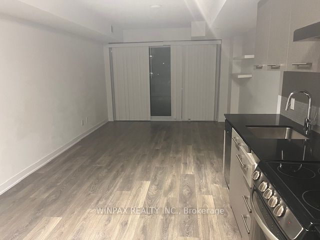 87 Peter Street 908, Toronto, ON M5V 2G4 photo 2