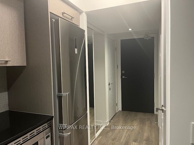 87 Peter Street 908, Toronto, ON M5V 2G4 photo 5