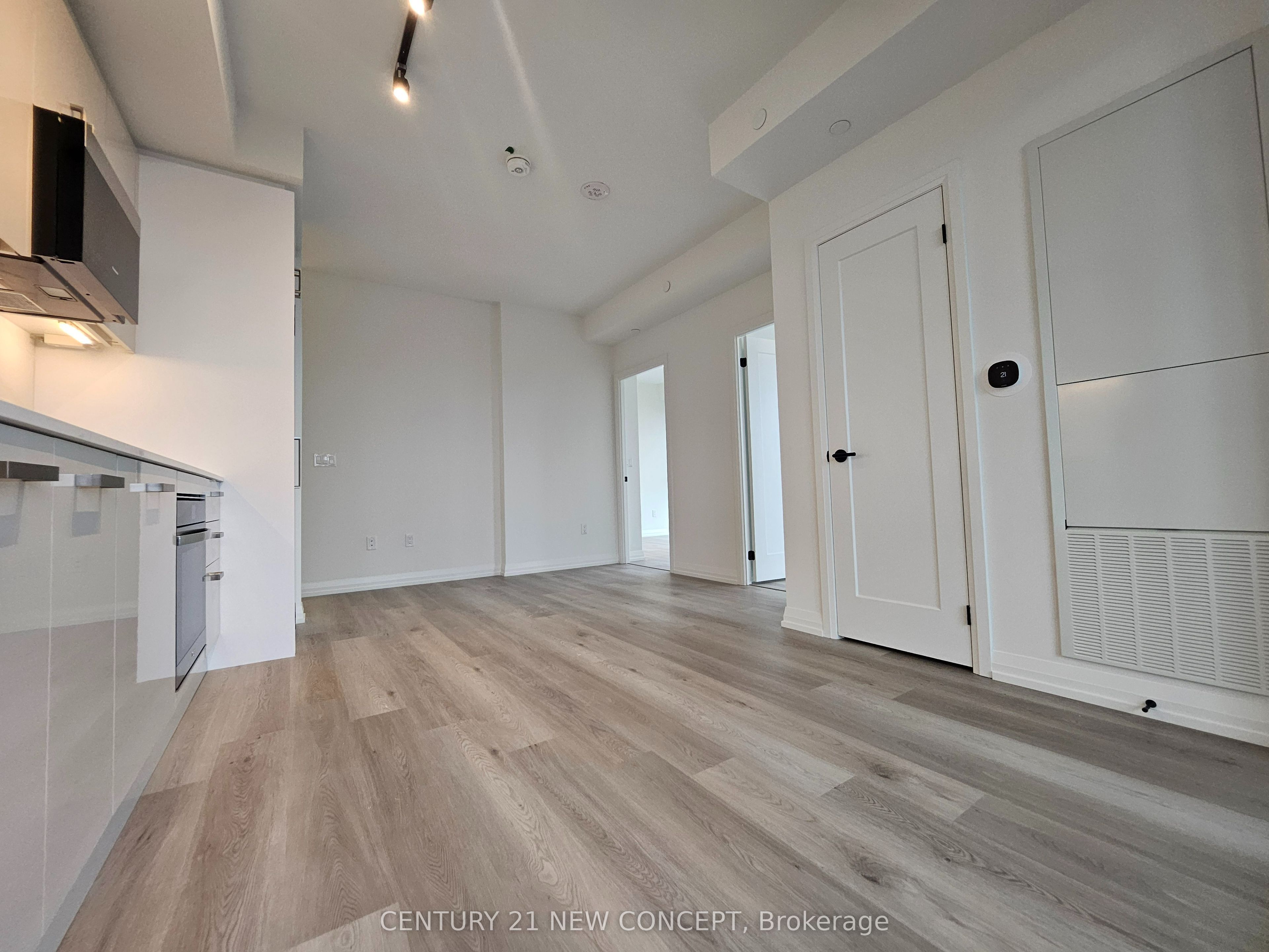 280 Dundas Street W 1603, Toronto, ON M5T 0E3 photo 5