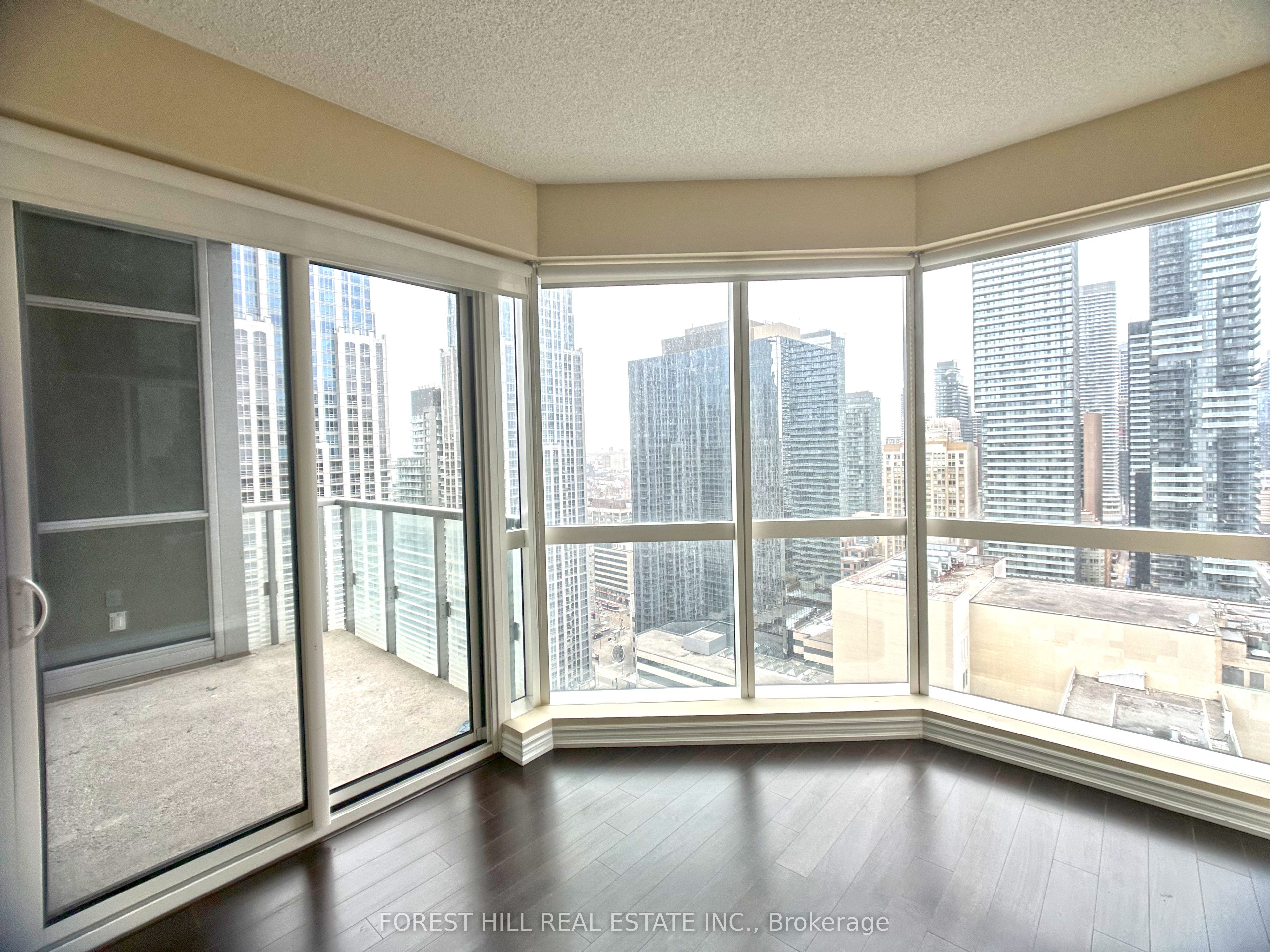386 Yonge Street 3416, Toronto, ON M5B 0A5