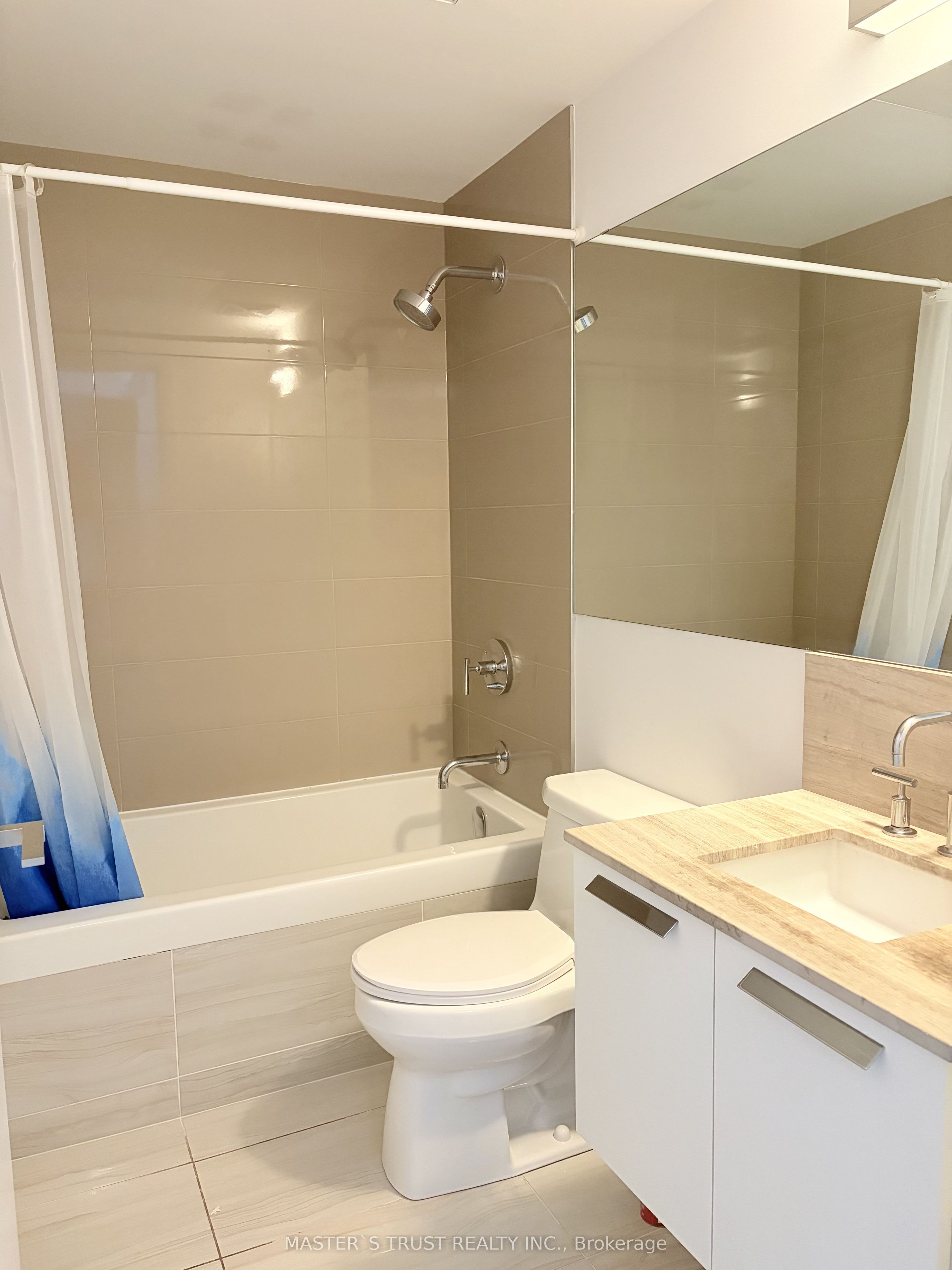 50 Charles Street E 3204, Toronto, ON M4Y 0C3 photo 4