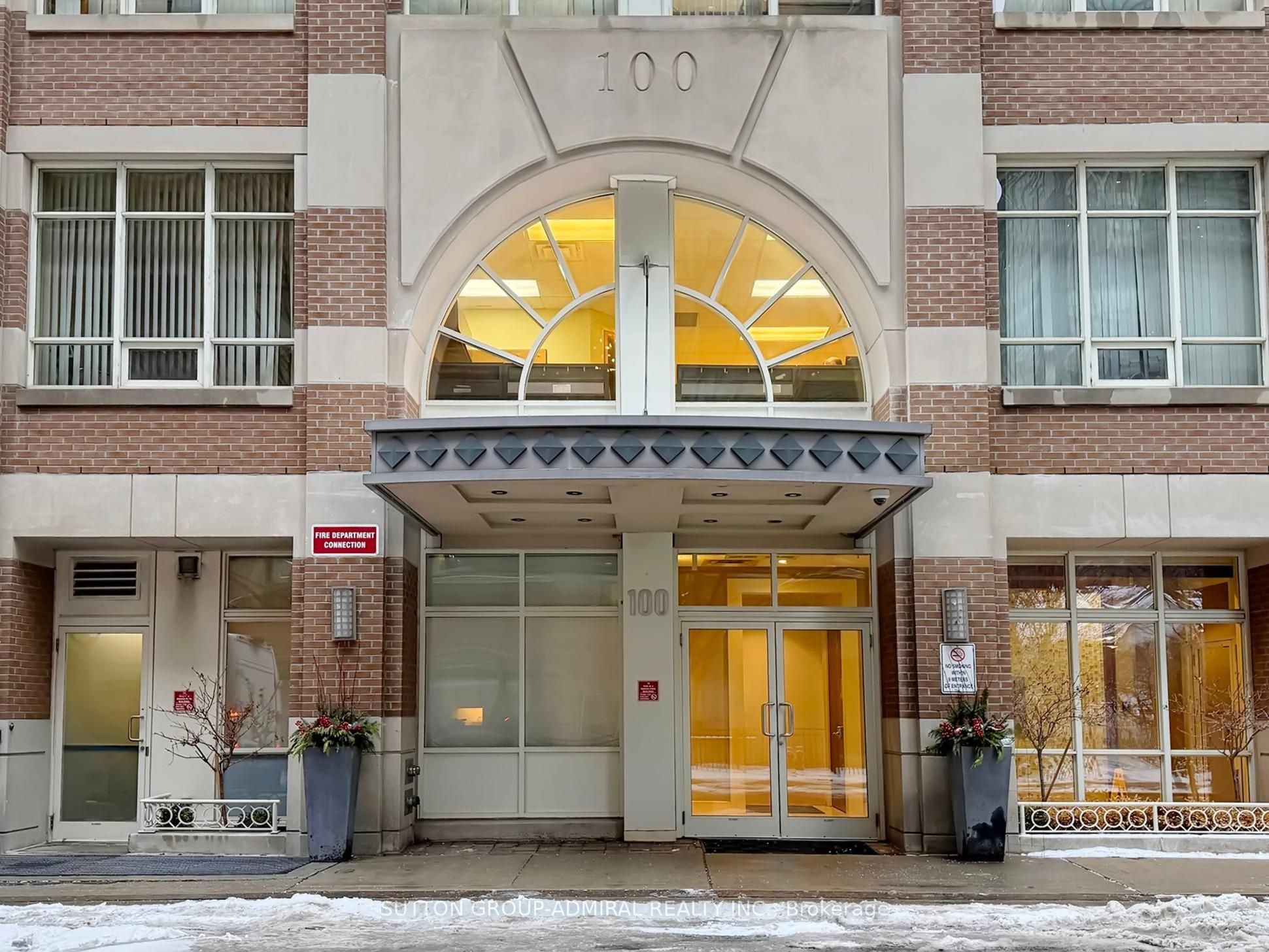 100 Hayden Street 812, Toronto, ON M4Y 3C7 photo 3