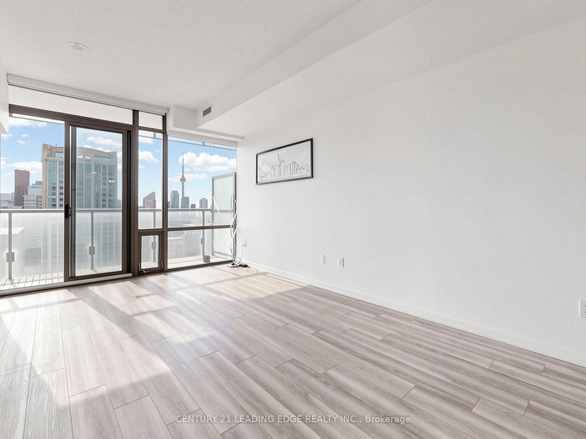 38 Grenville Street 4005, Toronto, ON M4Y 1A5 photo 4