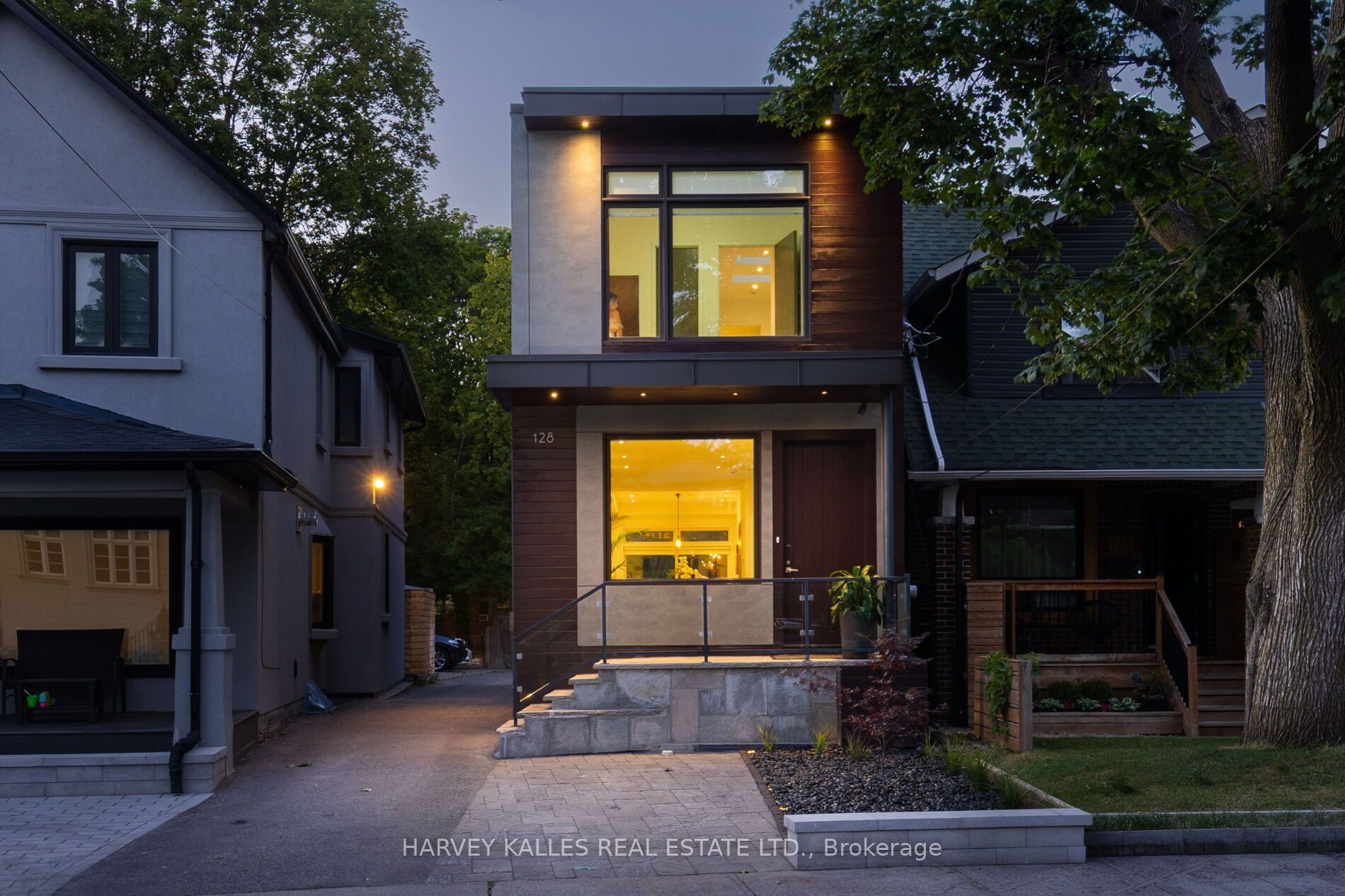 128 Montgomery Avenue, Toronto, ON M4R 1E2 photo 5