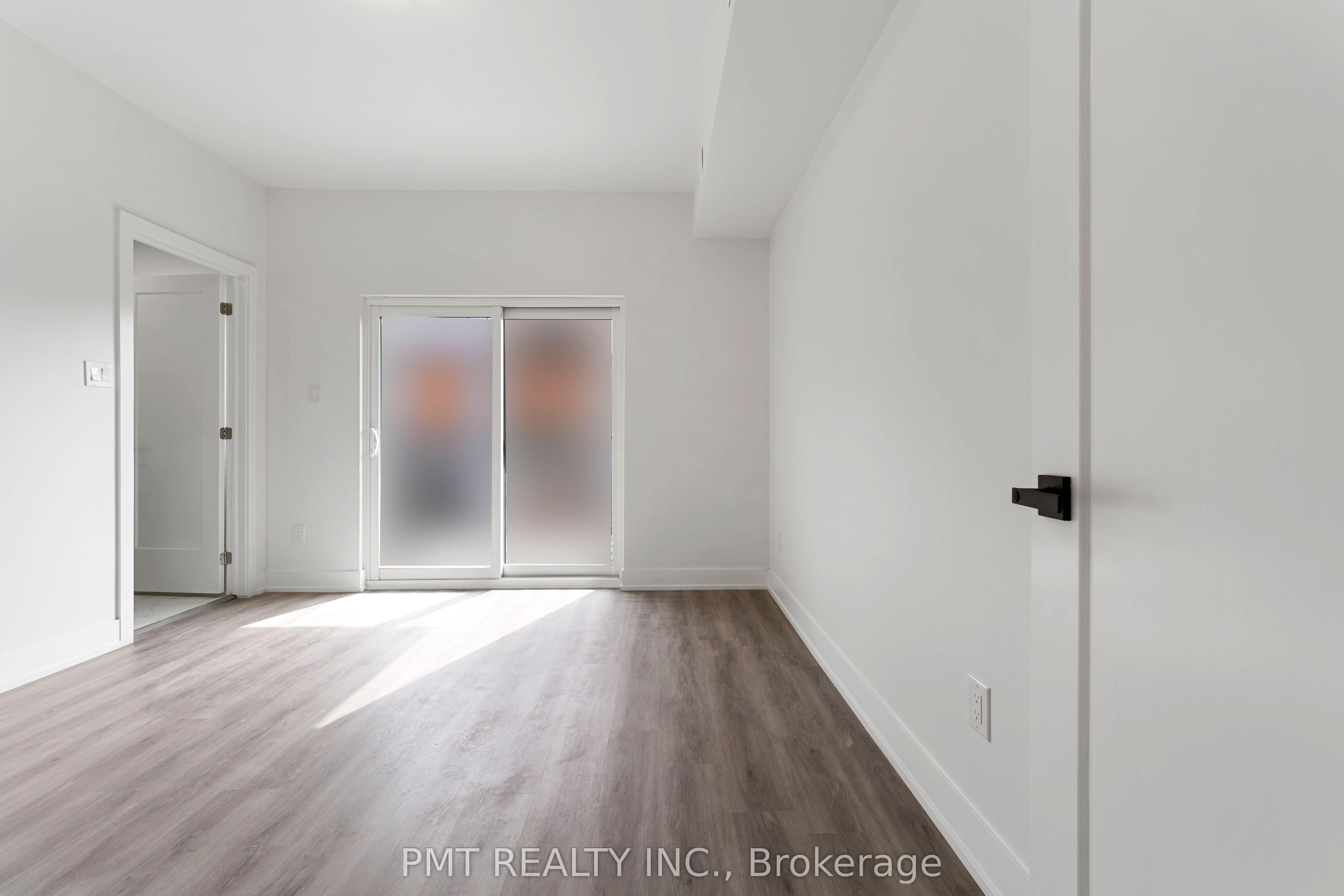 531 Delaware Avenue N 1FM, Toronto, ON M6H 2V3 photo 5